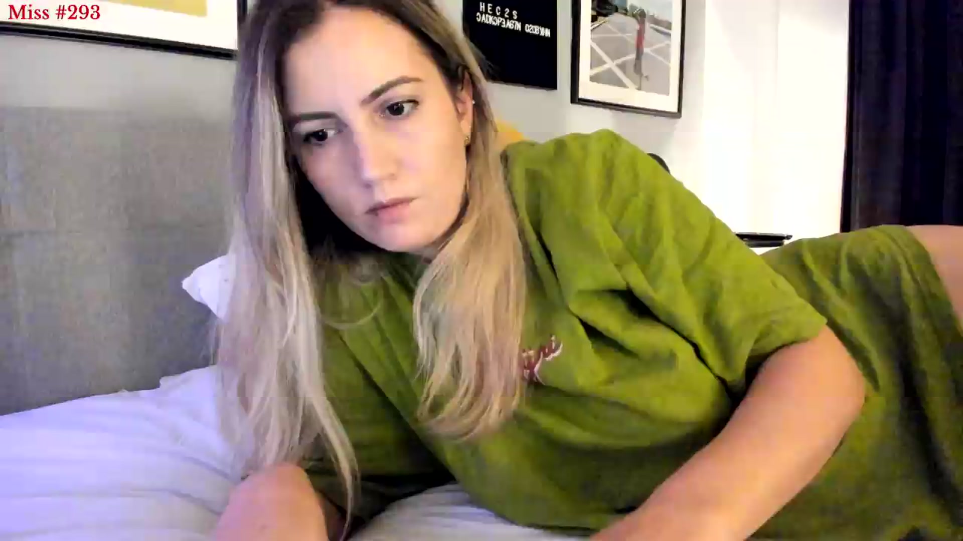Gallery image thumbnail from happyendings_'s myfreecams stream on, 08/25/2026, 21:33 image 16 of 20