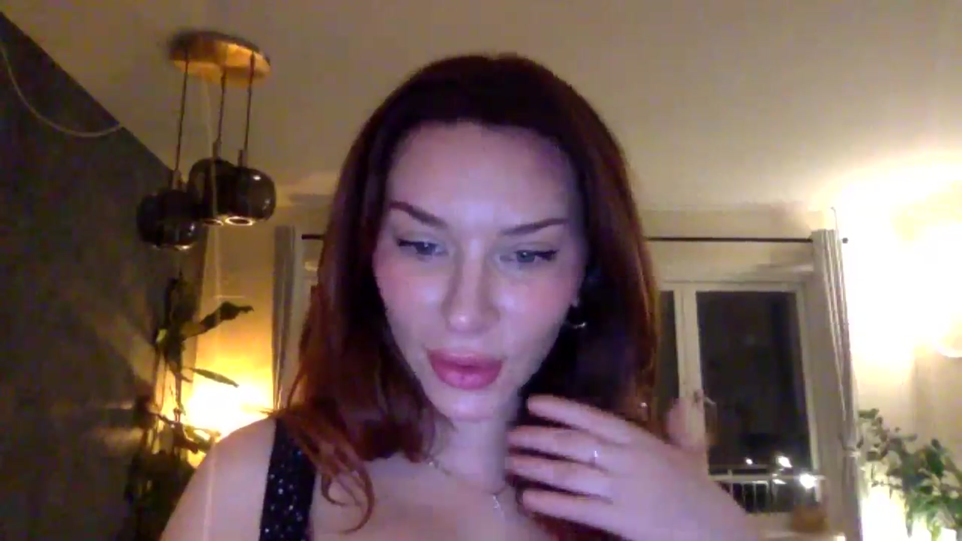 Gallery image thumbnail from happylilgirl's myfreecams stream on, 12/16/2024, 19:19 image 13 of 20