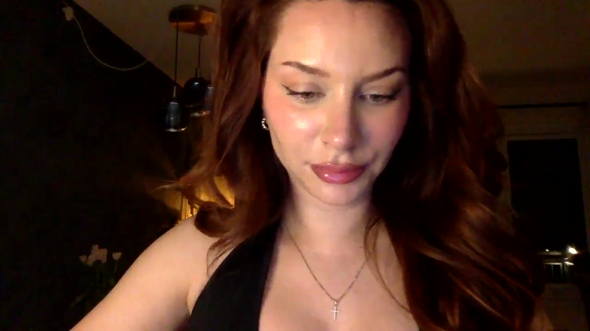 Gallery image thumbnail from happylilgirl's myfreecams stream on, 04/05/2025, 19:31 image 7 of 20