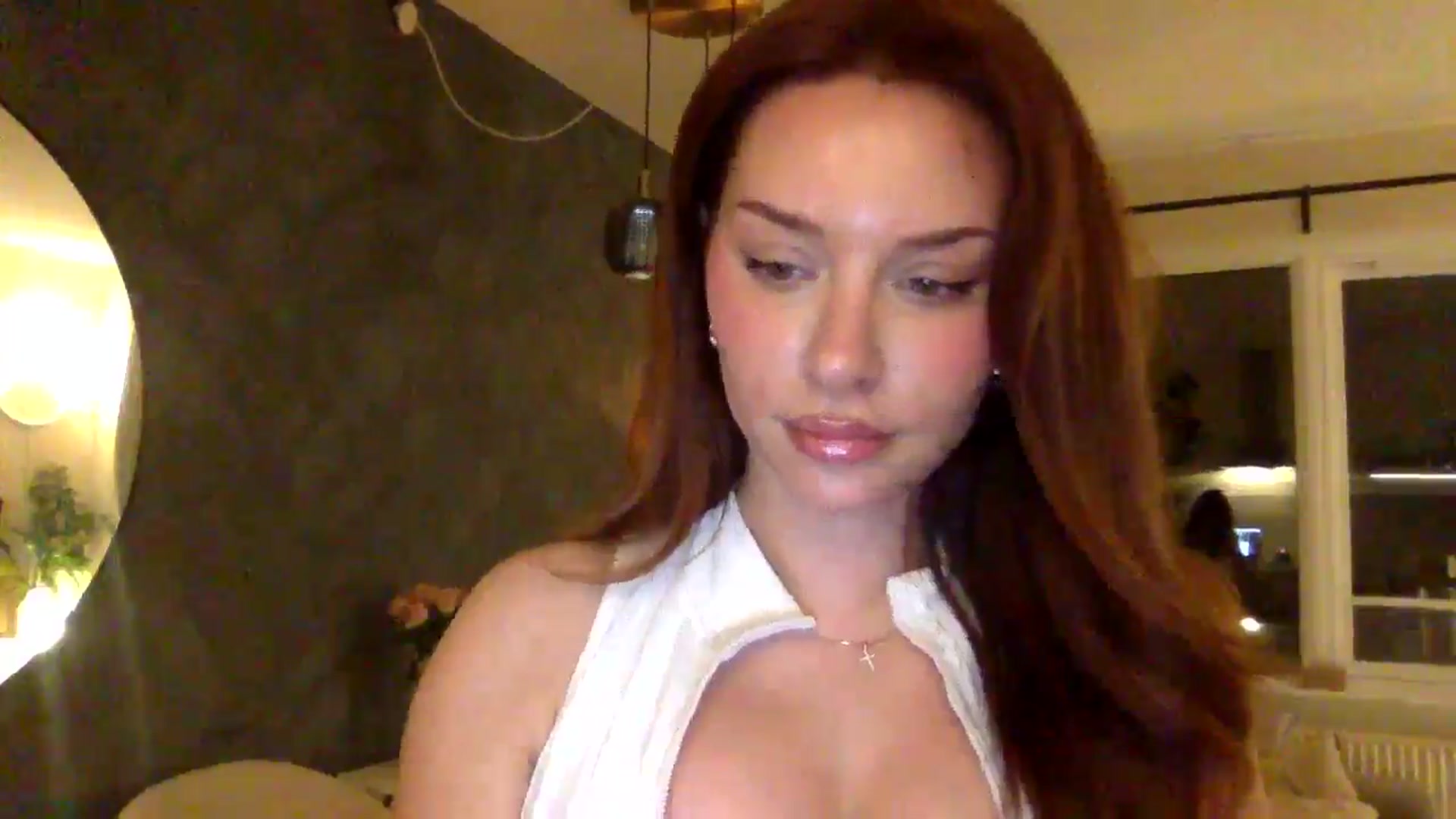 Gallery image thumbnail from happylilgirl's myfreecams stream on, 04/21/2025, 20:39 image 14 of 20
