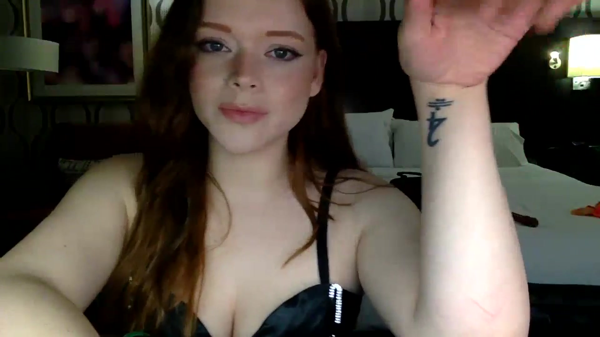 Gallery image thumbnail from happynpretty's myfreecams stream on, 09/16/2024, 09:01 image 18 of 20