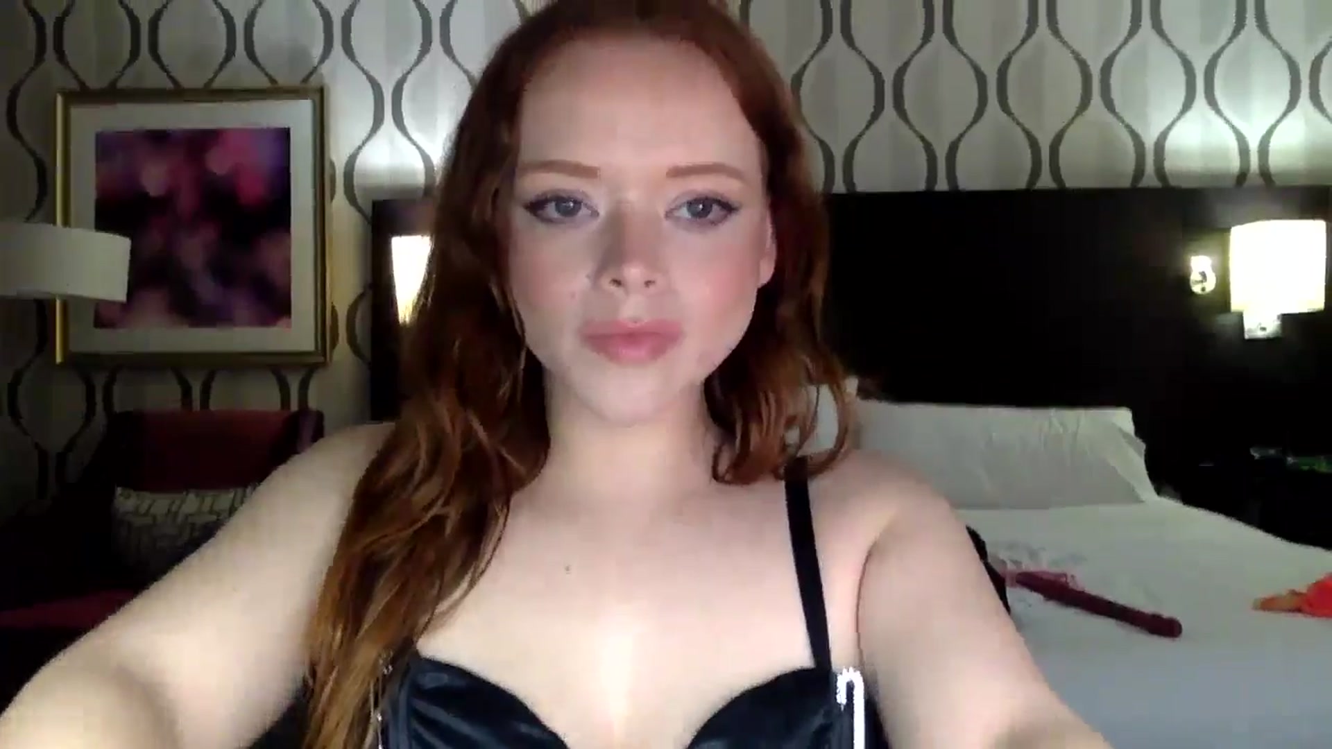 Gallery image thumbnail from happynpretty's myfreecams stream on, 09/16/2024, 09:01 image 9 of 20