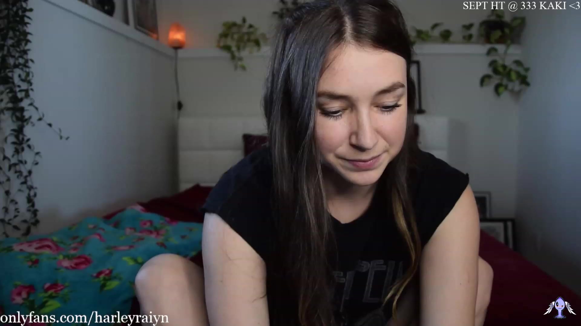 Gallery image thumbnail from harley_raiyn's myfreecams stream on, 09/15/2023, 01:11 image 9 of 20
