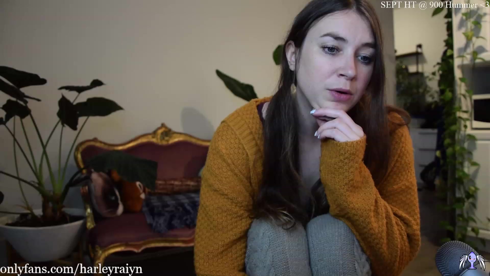 Gallery image thumbnail from harley_raiyn's myfreecams stream on, 10/04/2023, 19:17 image 9 of 20