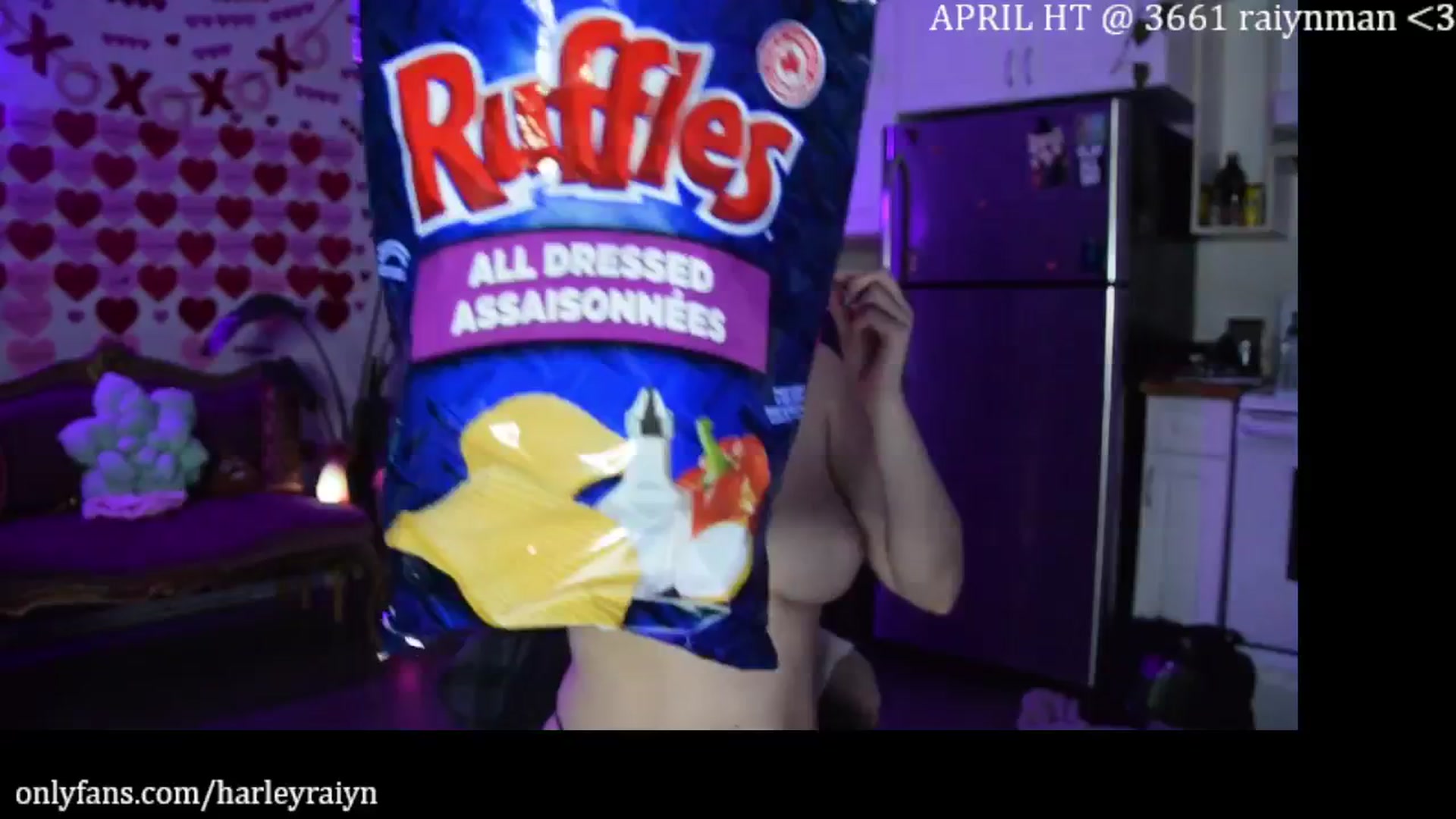 Gallery image thumbnail from harley_raiyn's myfreecams stream on, 04/28/2024, 11:12 image 3 of 20