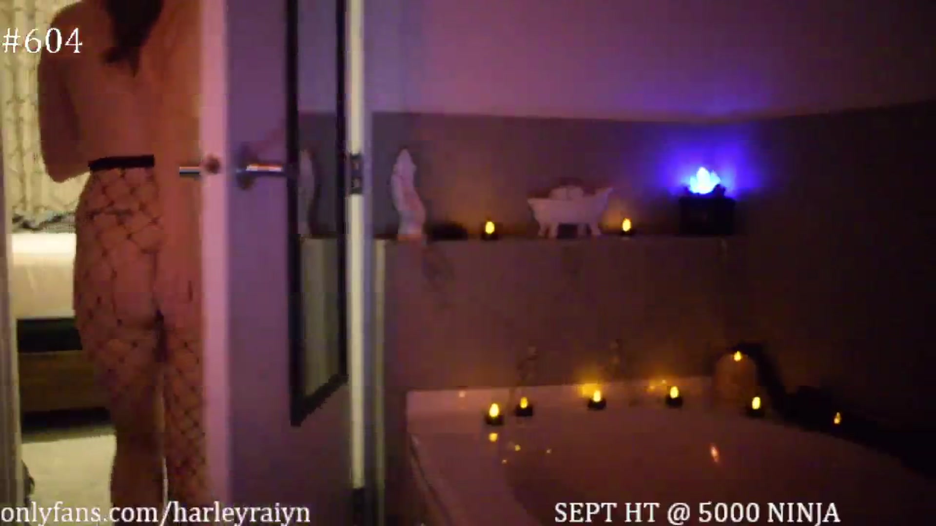 Gallery image thumbnail from harley_raiyn's myfreecams stream on, 09/15/2024, 08:35 image 15 of 20
