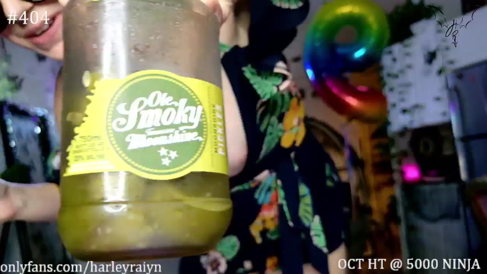 Gallery image thumbnail from harley_raiyn's myfreecams stream on, 10/19/2024, 09:51 image 9 of 20