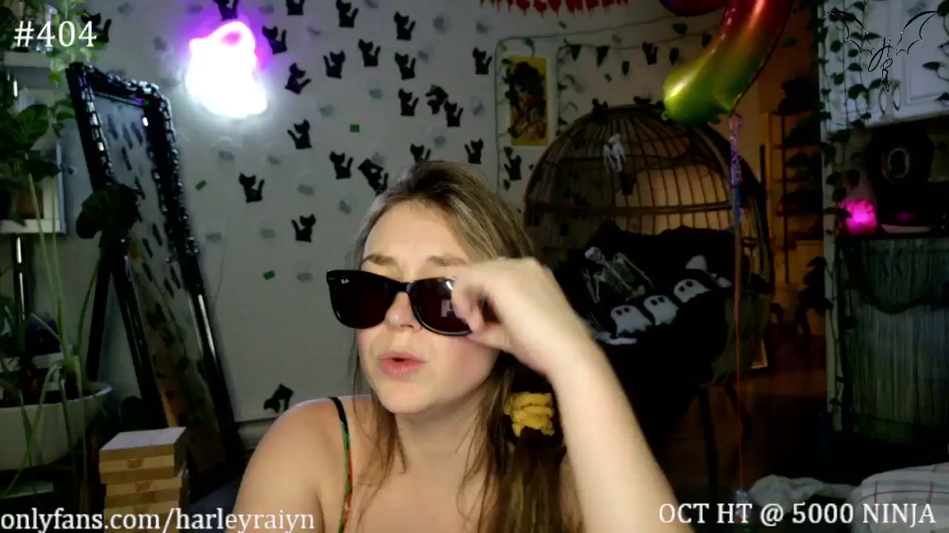 Gallery image thumbnail from harley_raiyn's myfreecams stream on, 10/19/2024, 09:51 image 18 of 20