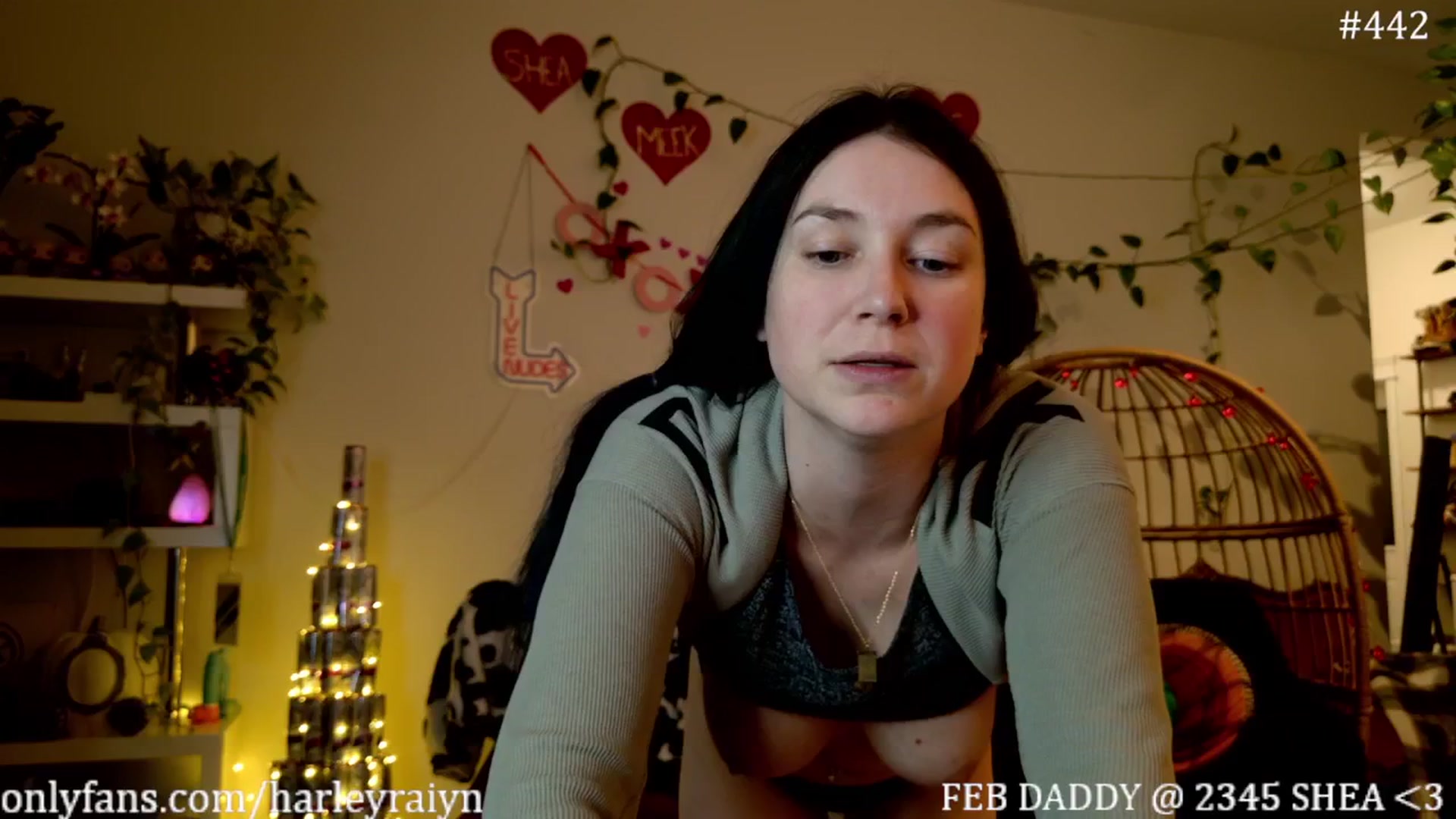 Gallery image thumbnail from harley_raiyn's myfreecams stream on, 02/13/2025, 07:14 image 13 of 20