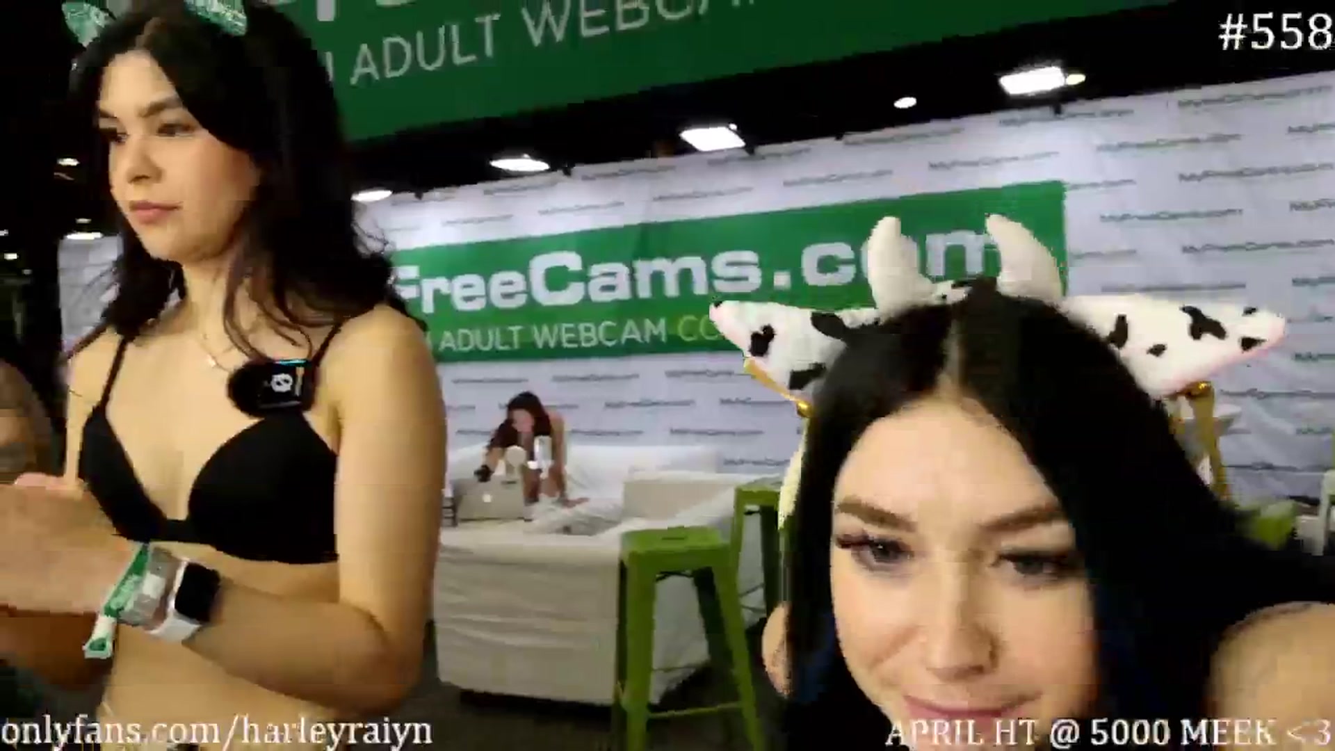 Gallery image thumbnail from harley_raiyn's myfreecams stream on, 04/12/2025, 24:44 image 10 of 20