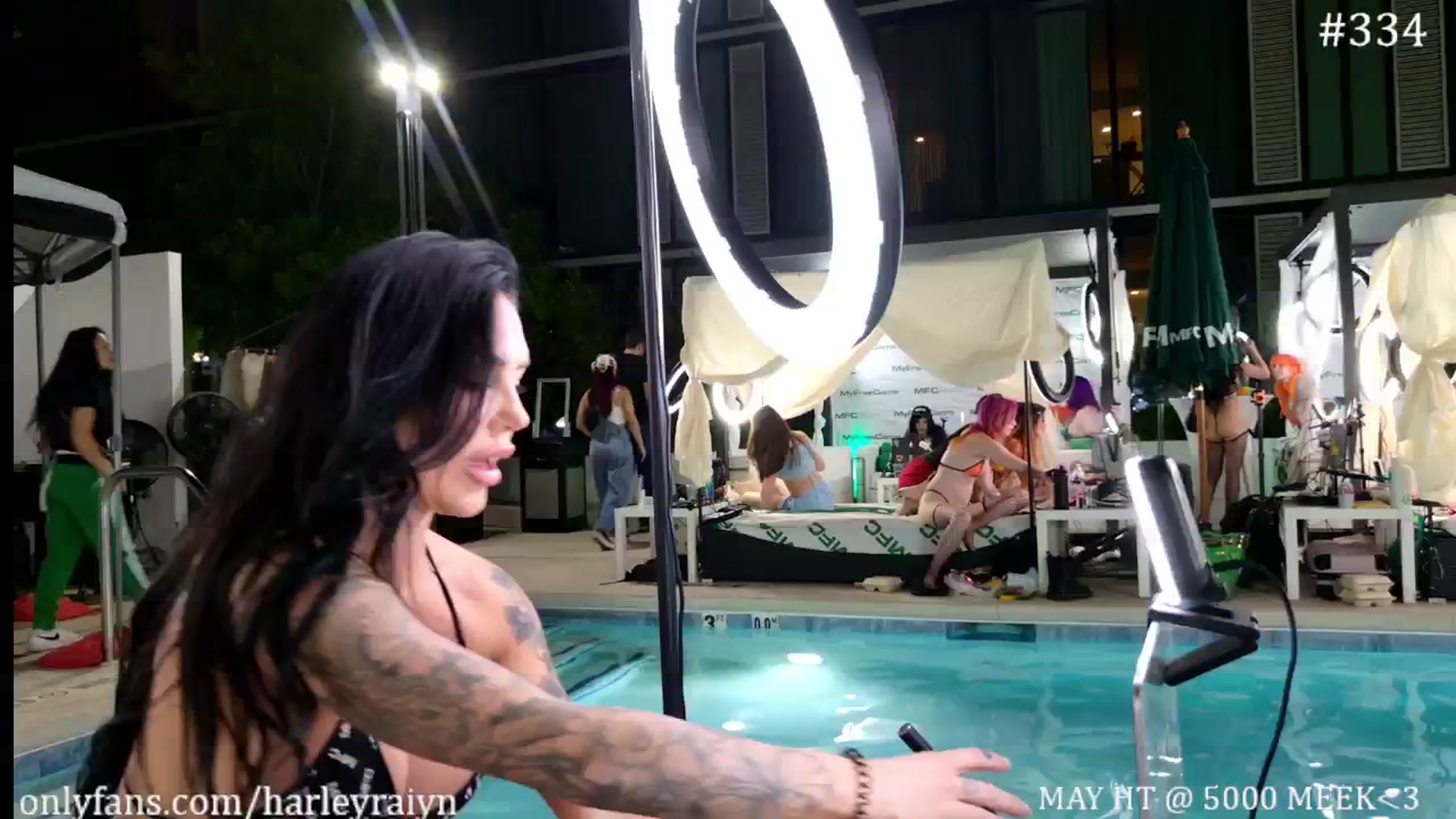 Gallery image thumbnail from harley_raiyn's myfreecams stream on, 05/20/2025, 06:21 image 8 of 20
