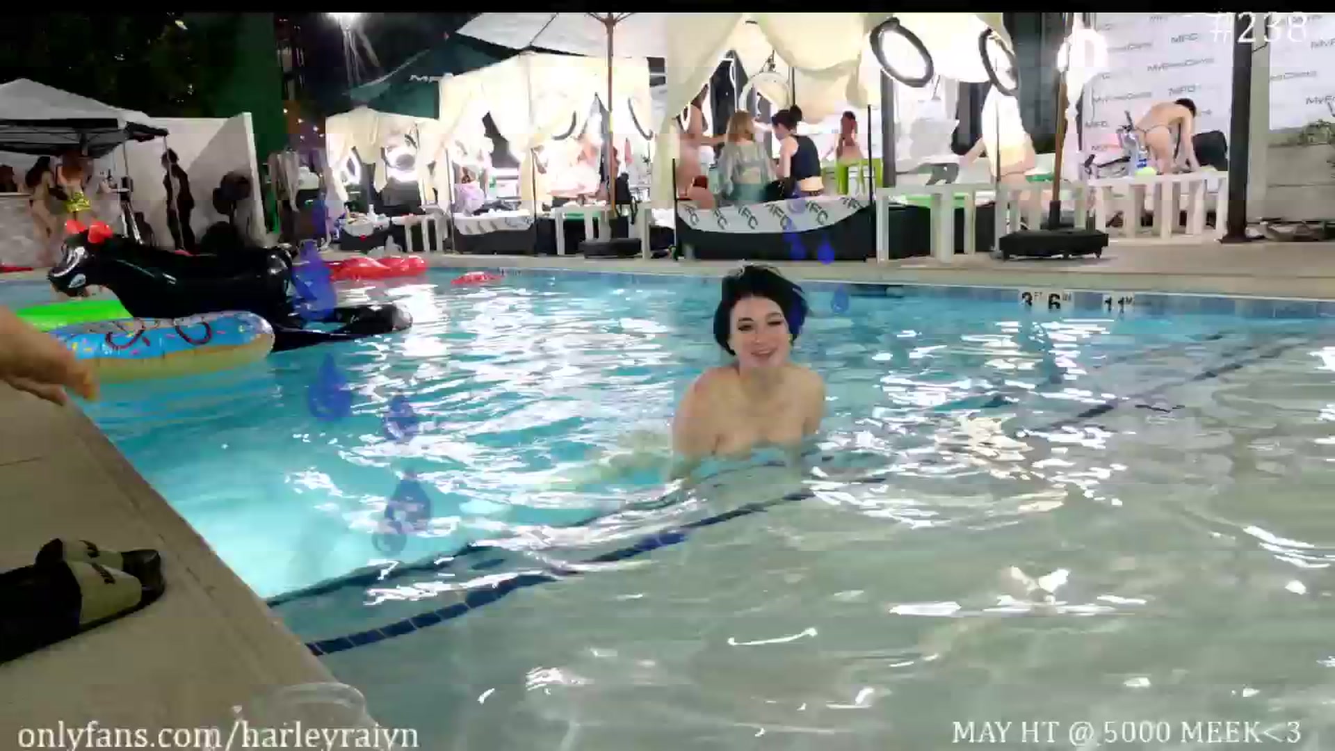 Gallery image thumbnail from harley_raiyn's myfreecams stream on, 05/21/2025, 08:11 image 4 of 20