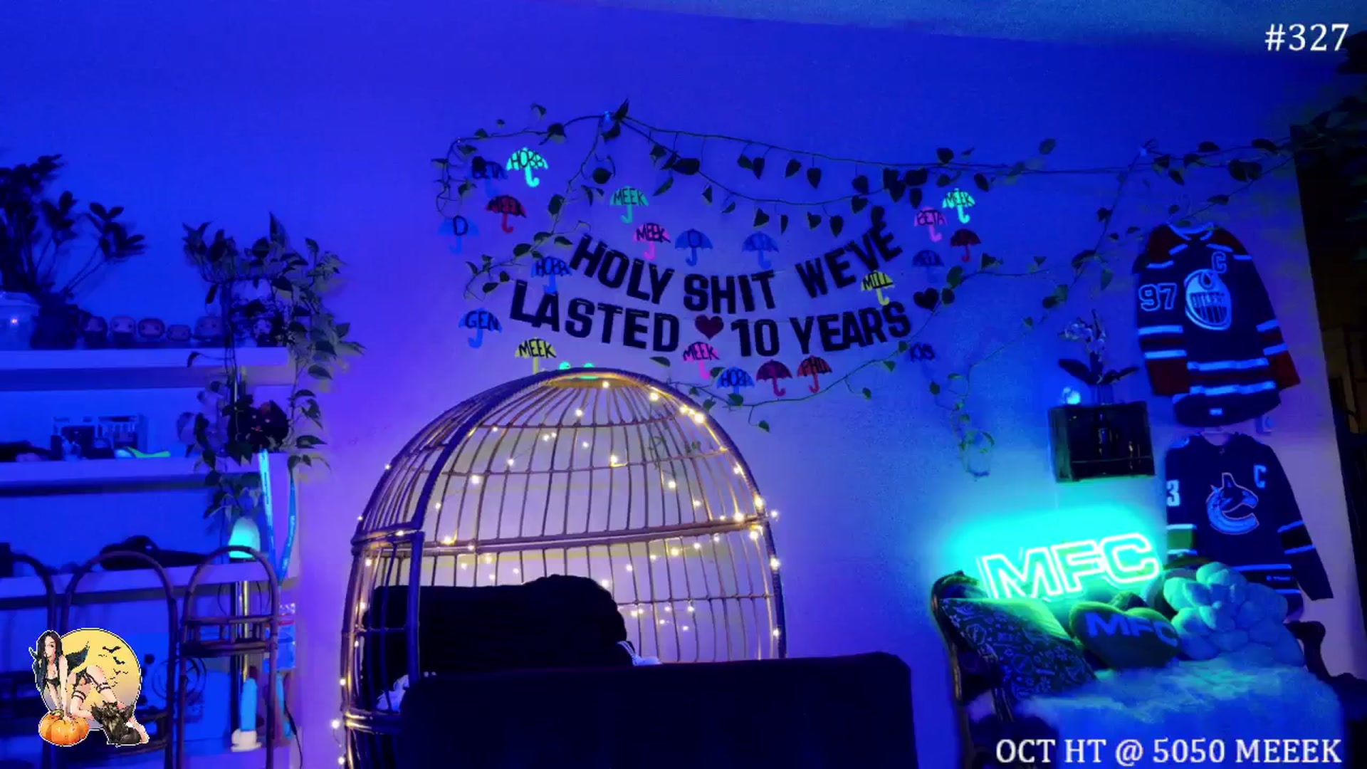 Gallery image thumbnail from harley_raiyn's myfreecams stream on, 10/19/2025, 07:42 image 12 of 20