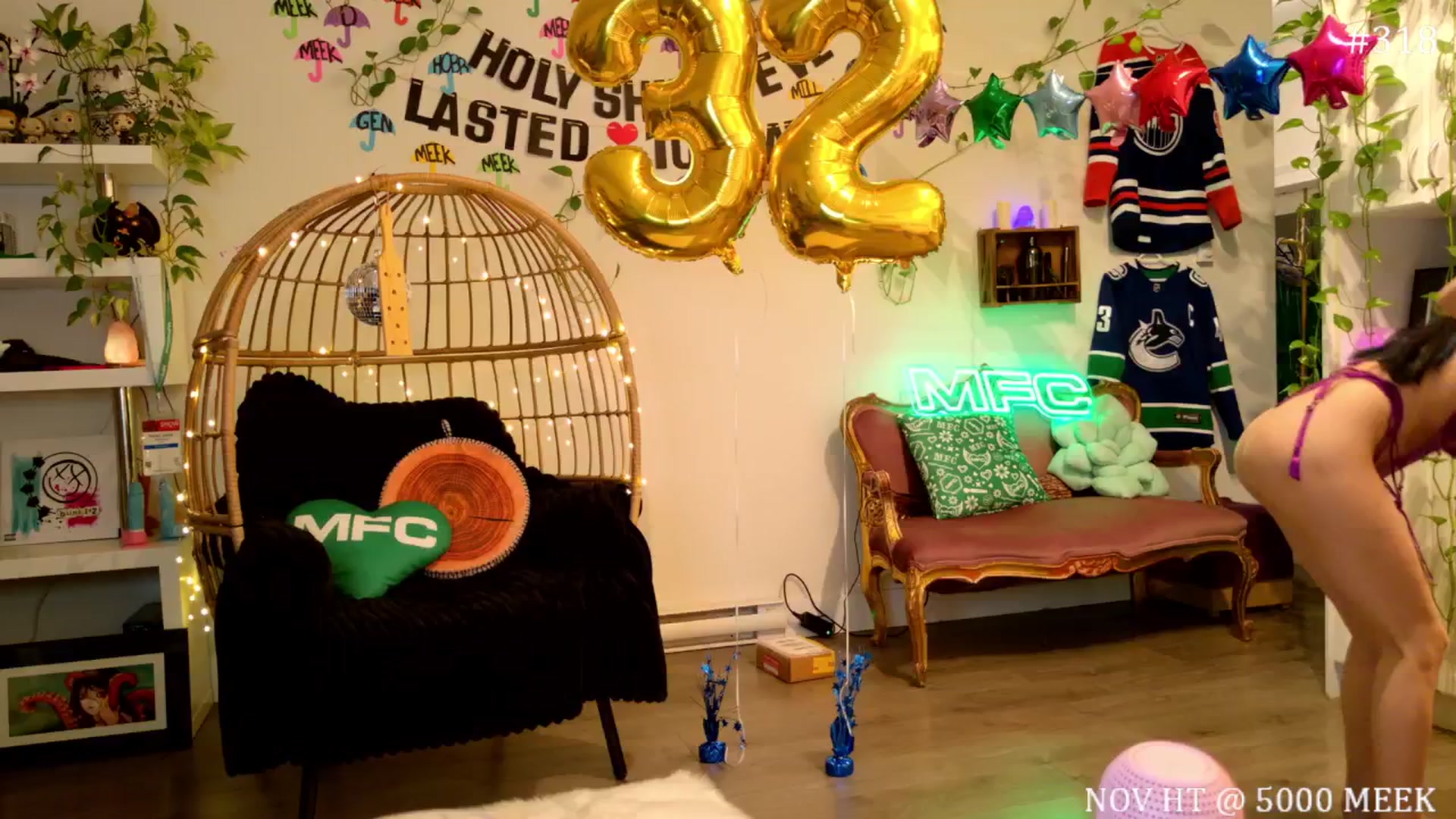 Gallery image thumbnail from harley_raiyn's myfreecams stream on, 11/23/2025, 07:23 image 12 of 20