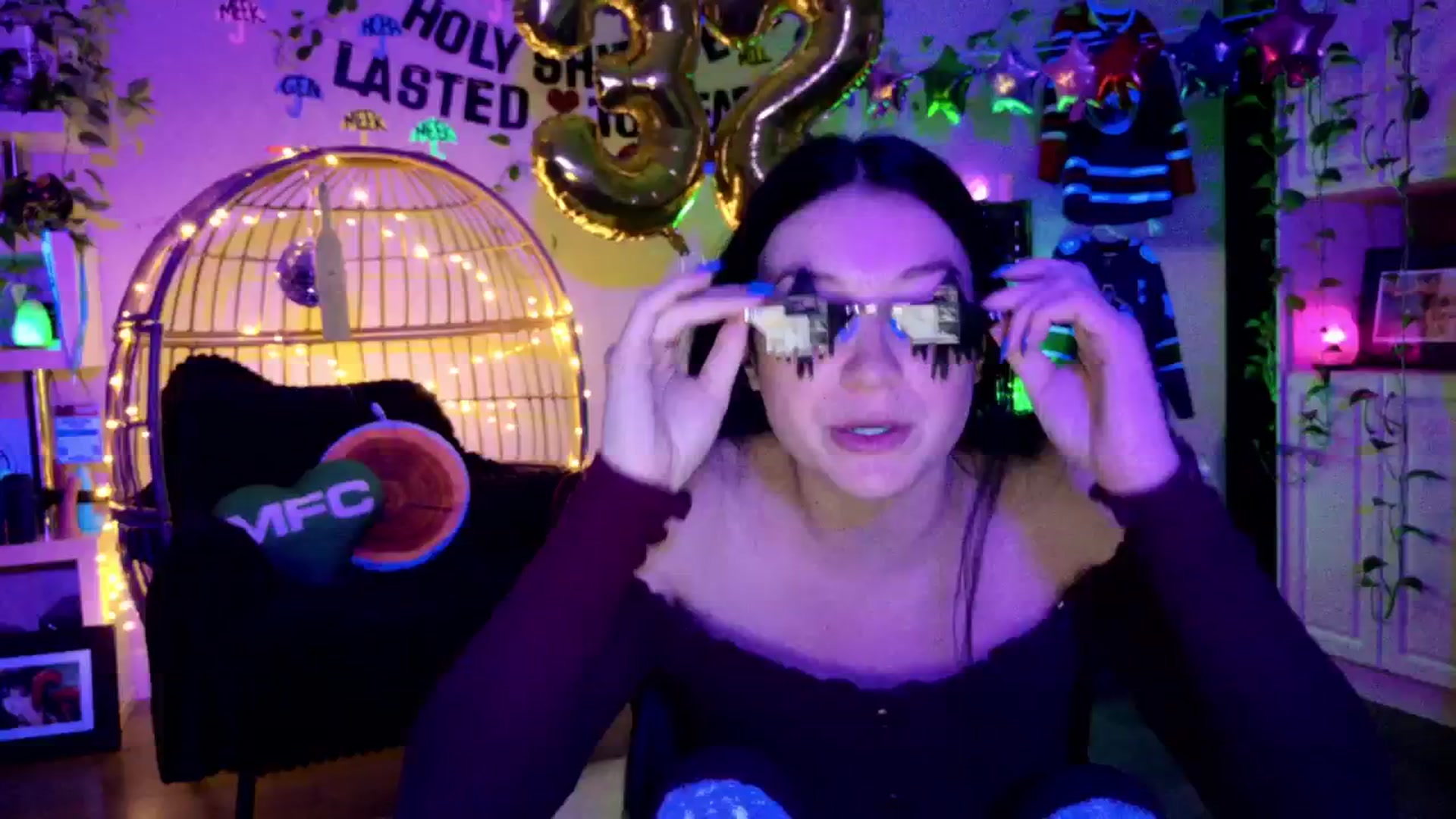 Gallery image thumbnail from harley_raiyn's myfreecams stream on, 11/29/2025, 07:51 image 2 of 20