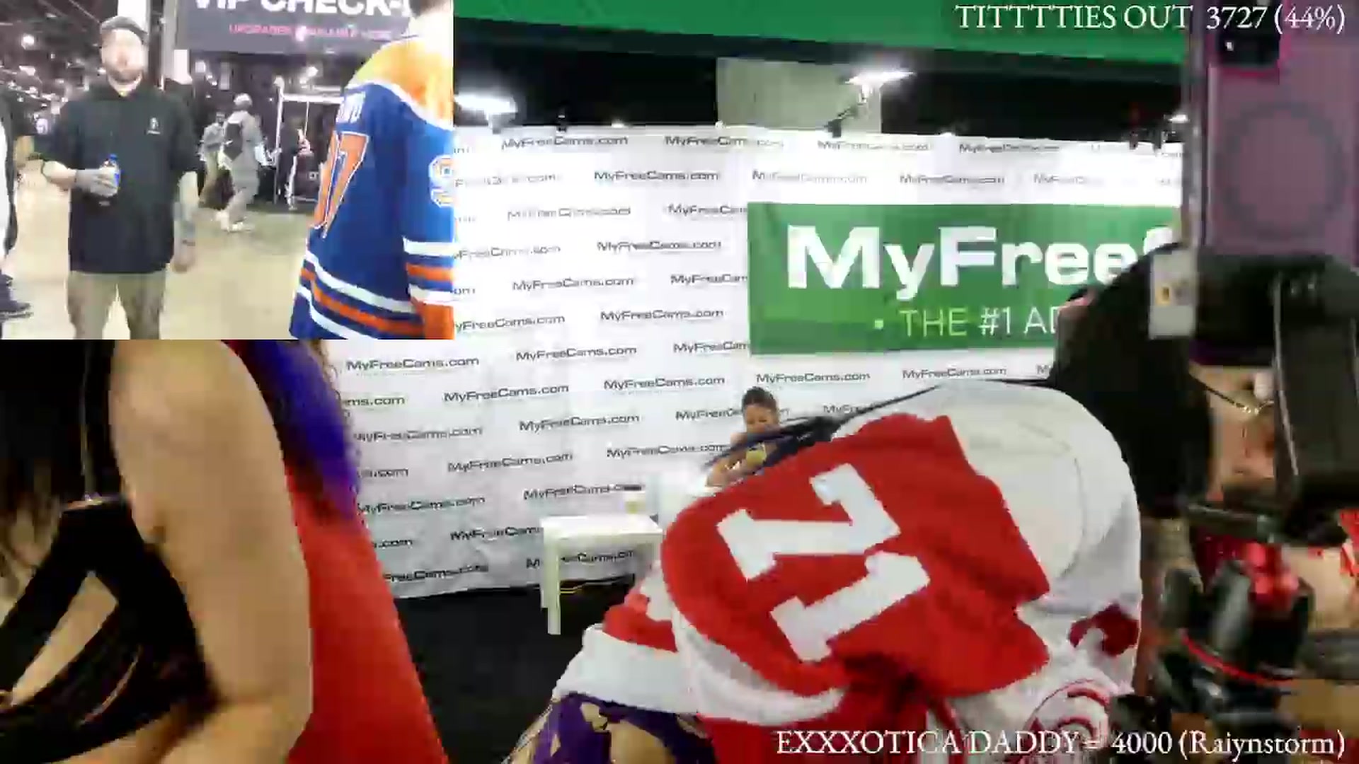 Gallery image thumbnail from harley_raiyn's myfreecams stream on, 04/12/2026, 01:47 image 13 of 20