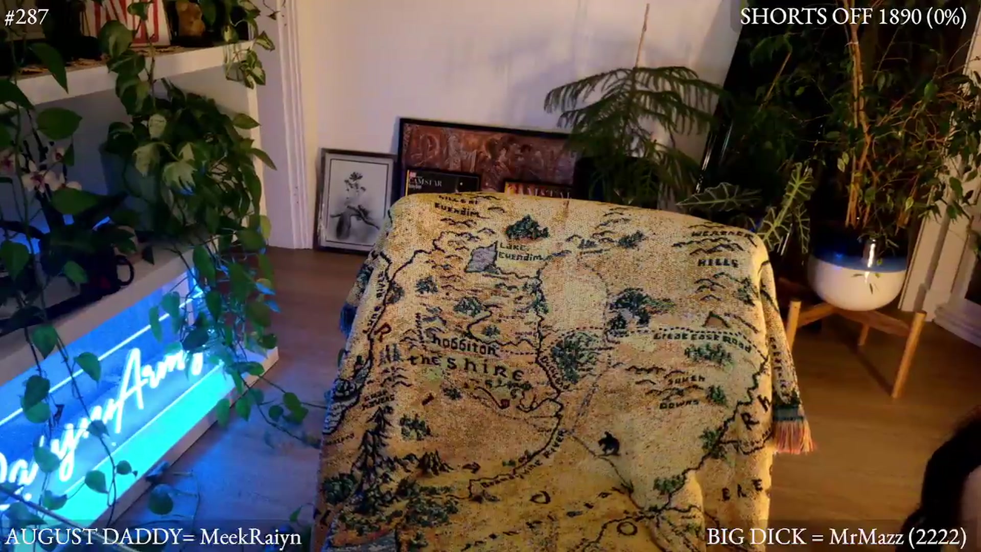 Gallery image thumbnail from harley_raiyn's myfreecams stream on, 08/20/2026, 05:32 image 17 of 20