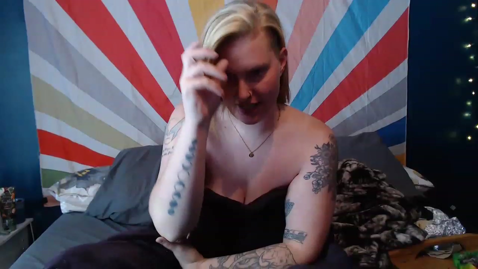 Gallery image thumbnail from haydengray1's myfreecams stream on, 11/18/2022, 15:15 image 20 of 20
