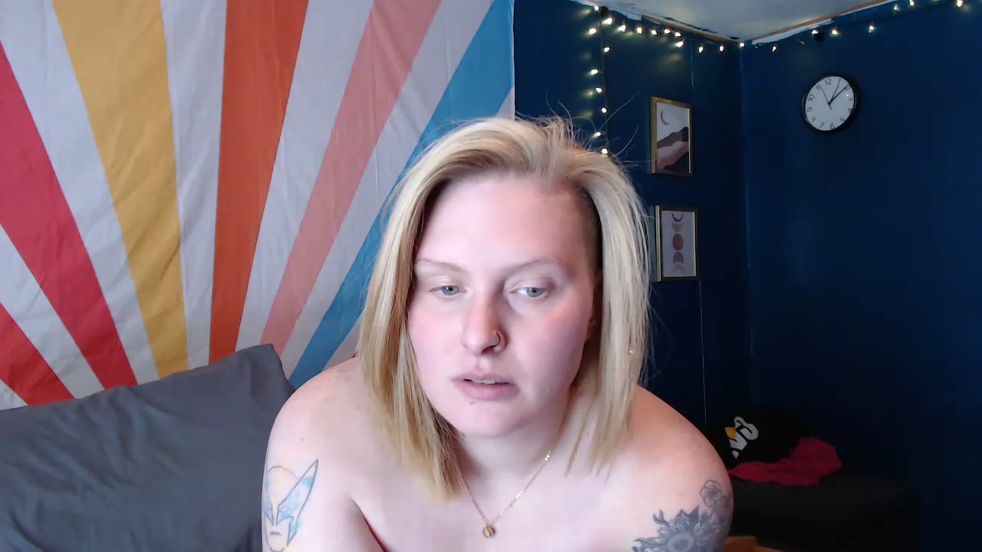 Gallery image thumbnail from haydengray1's myfreecams stream on, 11/18/2022, 19:45 image 13 of 20