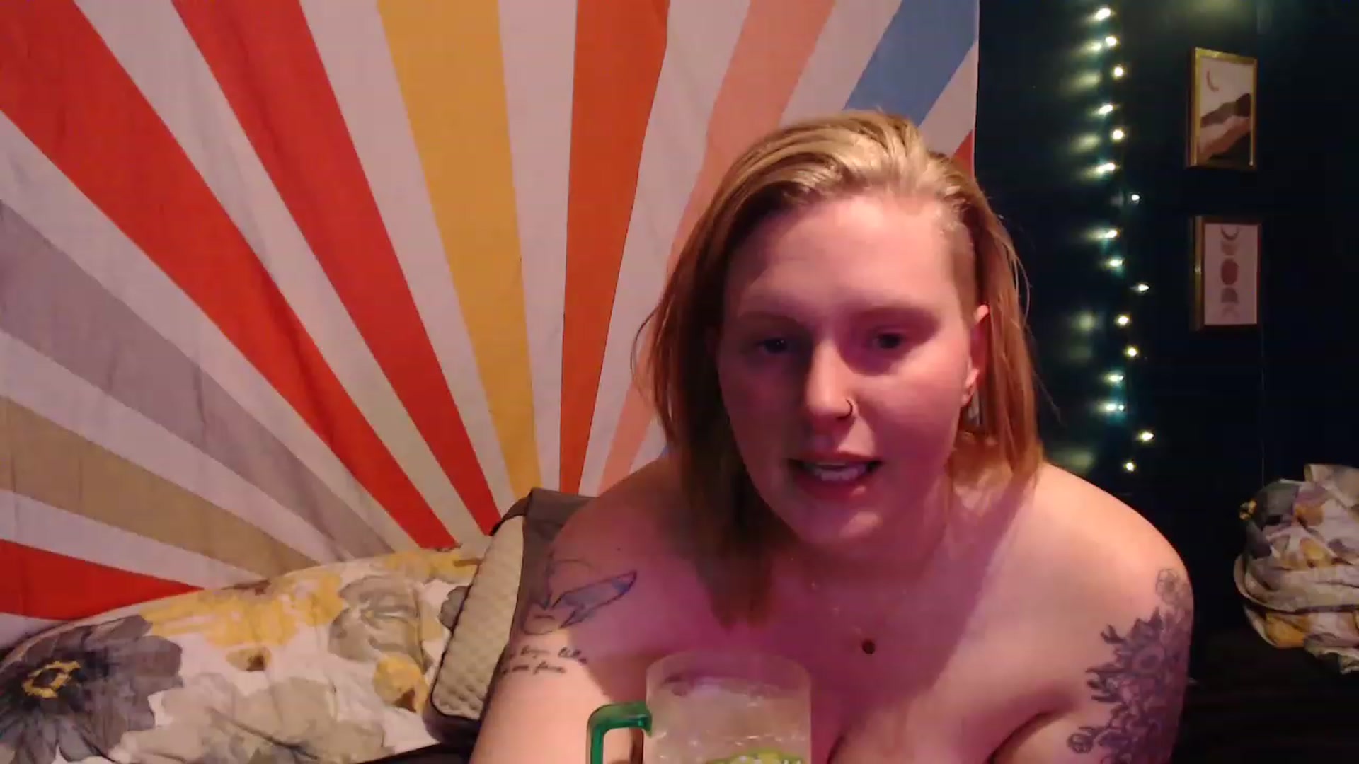 Gallery image thumbnail from haydengray1's myfreecams stream on, 11/21/2022, 01:24 image 4 of 20