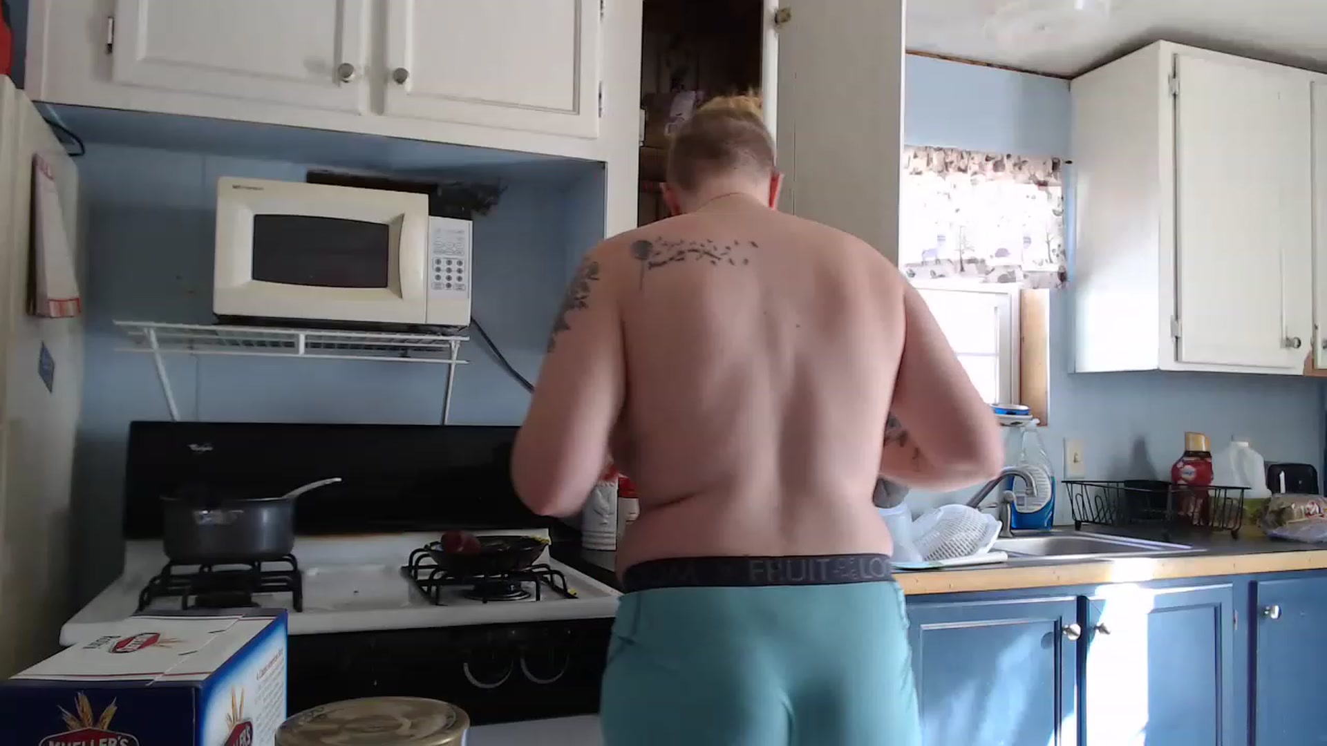 Gallery image thumbnail from haydengray1's myfreecams stream on, 11/22/2022, 16:16 image 9 of 20