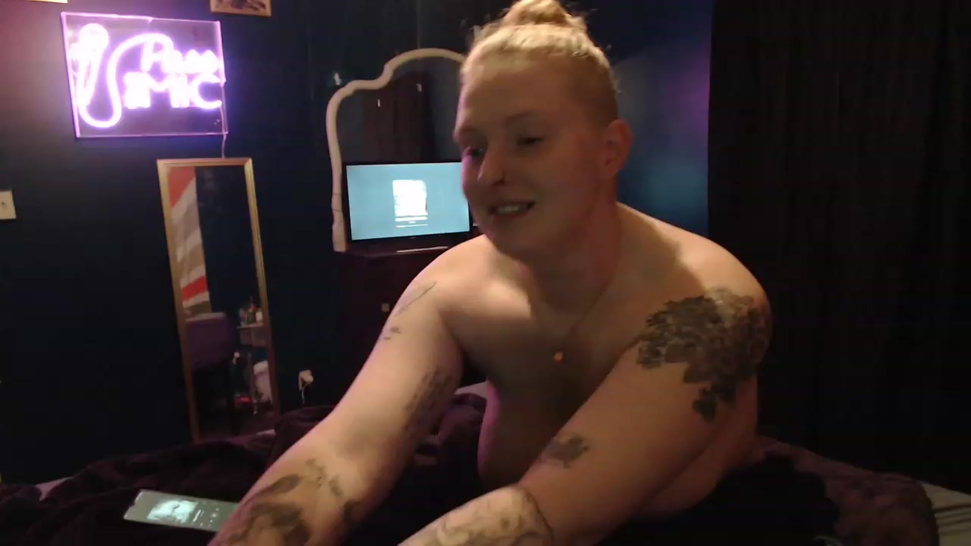 Gallery image thumbnail from haydengray1's myfreecams stream on, 11/27/2022, 03:08 image 8 of 20