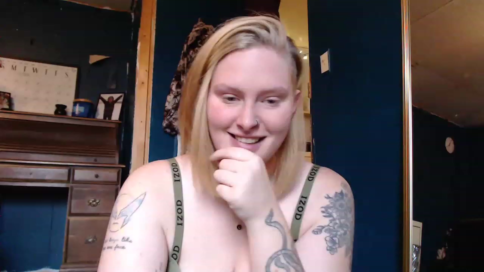 Gallery image thumbnail from haydengray1's myfreecams stream on, 11/27/2022, 16:24 image 20 of 20