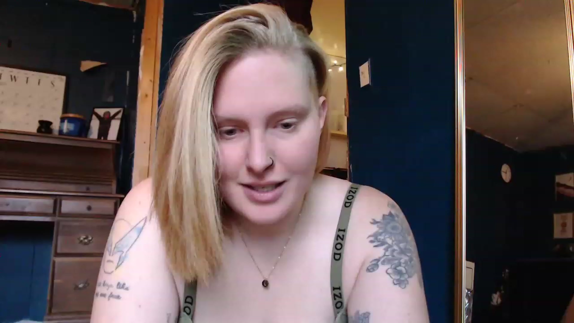 Gallery image thumbnail from haydengray1's myfreecams stream on, 11/27/2022, 16:24 image 18 of 20