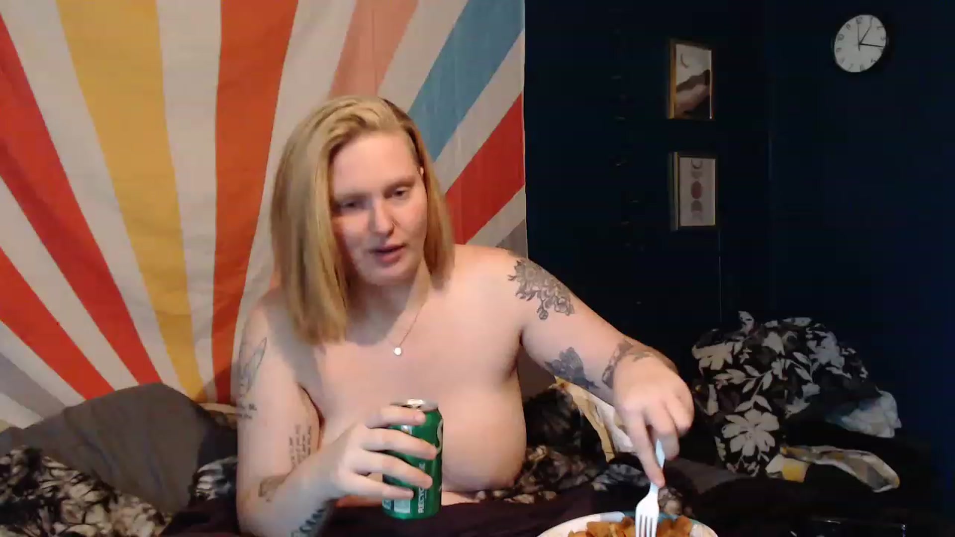 Gallery image thumbnail from haydengray1's myfreecams stream on, 11/27/2022, 19:28 image 13 of 20