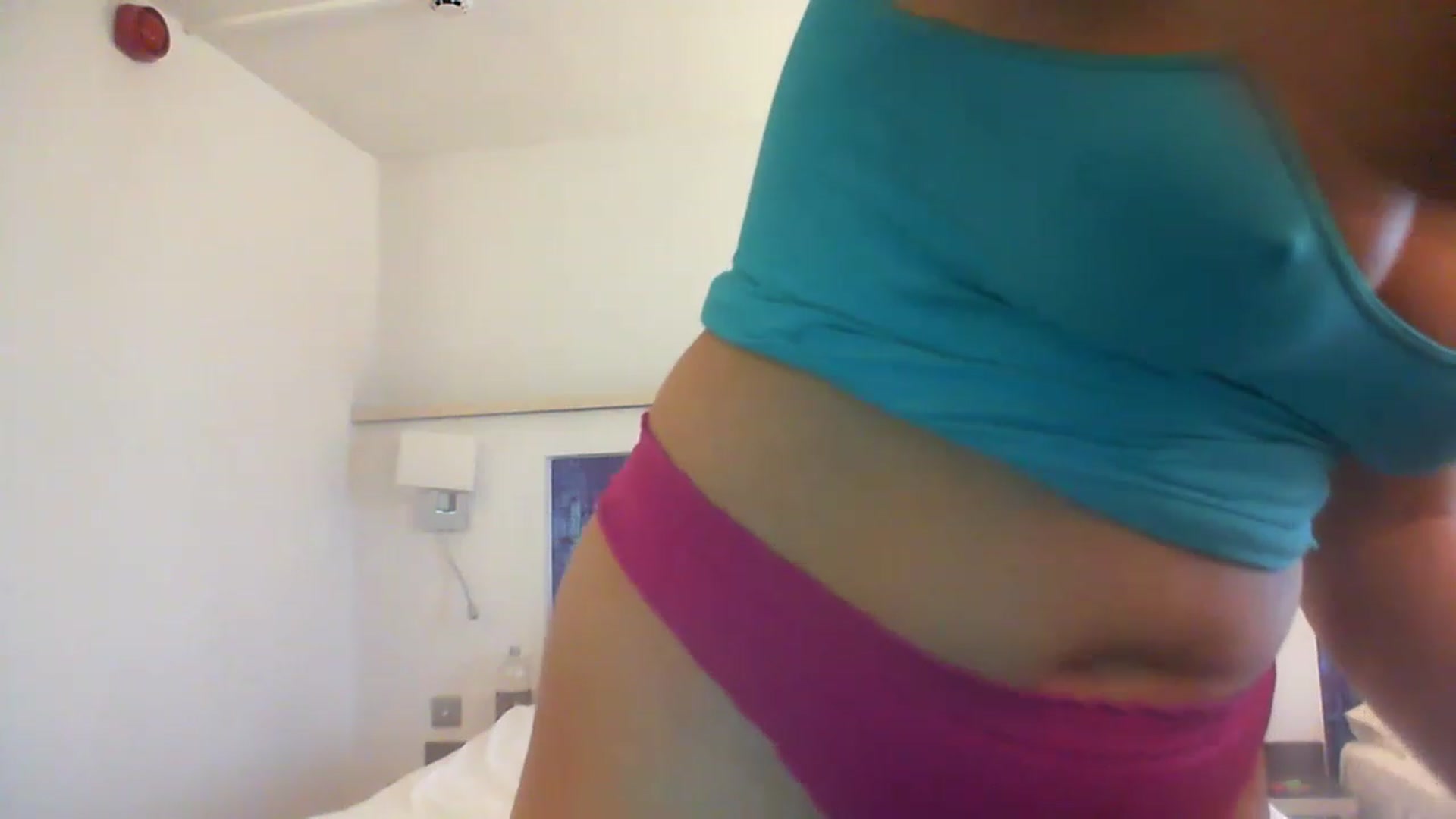 Gallery image thumbnail from hayley_london's myfreecams stream on, 12/01/2022, 12:22 image 19 of 20