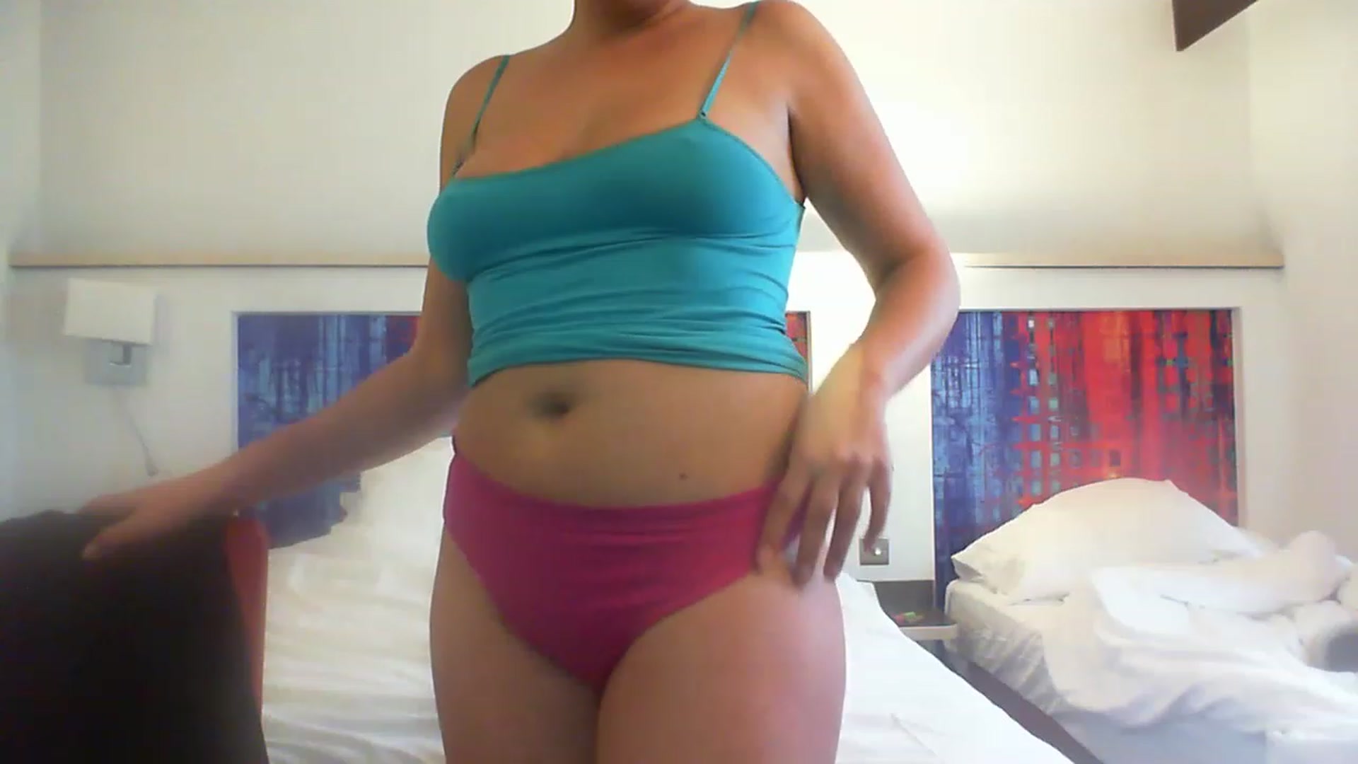 Gallery image thumbnail from hayley_london's myfreecams stream on, 12/01/2022, 12:22 image 7 of 20