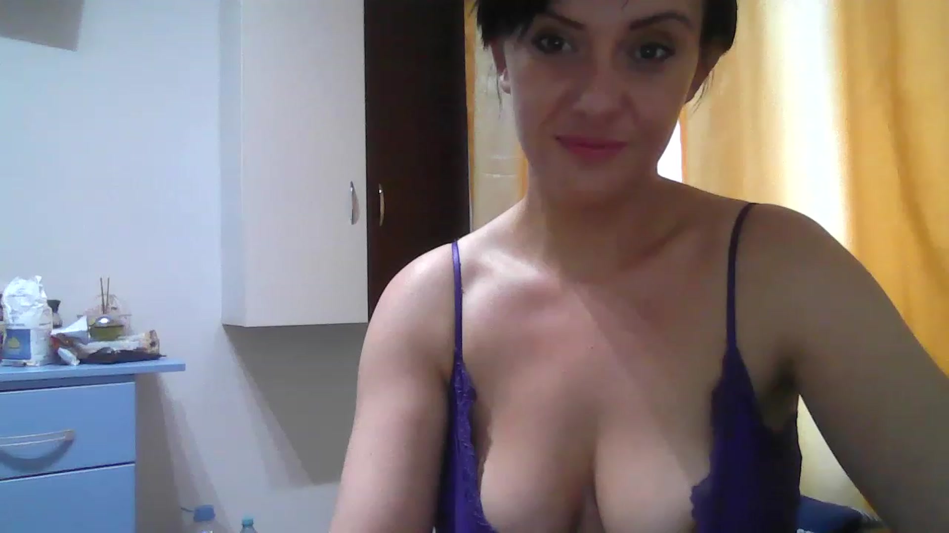 Gallery image thumbnail from hayley_london's myfreecams stream on, 01/23/2023, 11:32 image 17 of 20