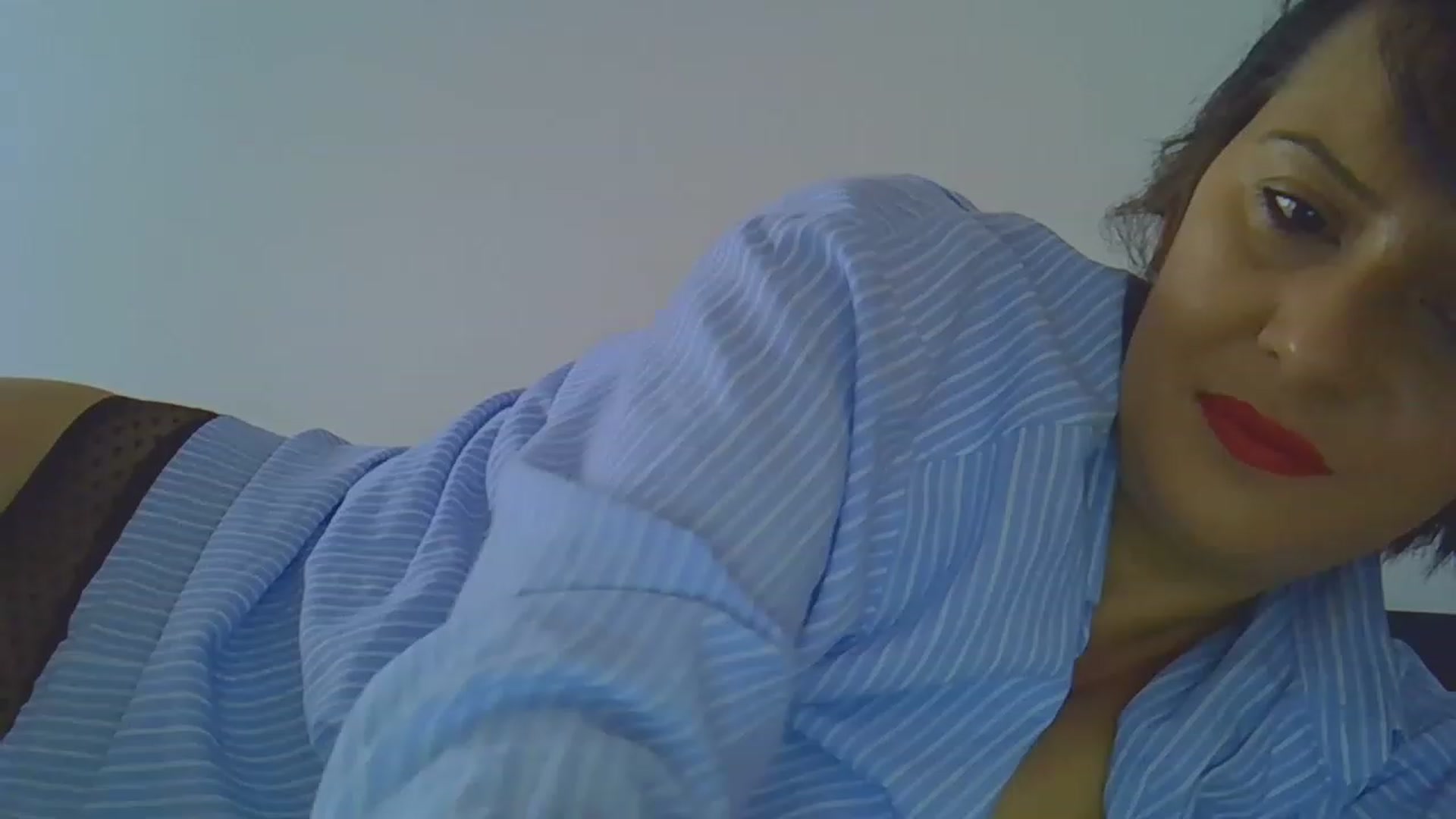 Gallery image thumbnail from hayley_london's myfreecams stream on, 04/09/2023, 12:16 image 2 of 20