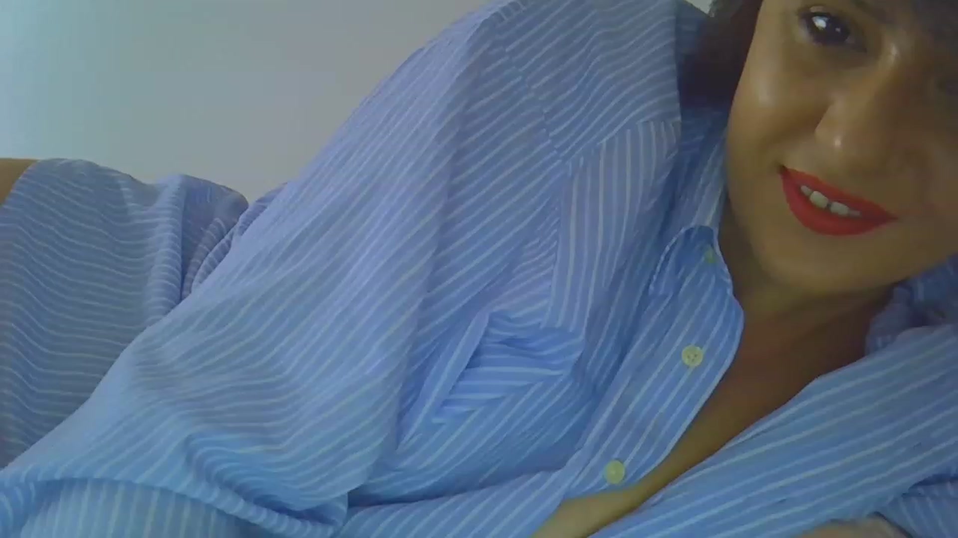 Gallery image thumbnail from hayley_london's myfreecams stream on, 04/09/2023, 12:16 image 17 of 20