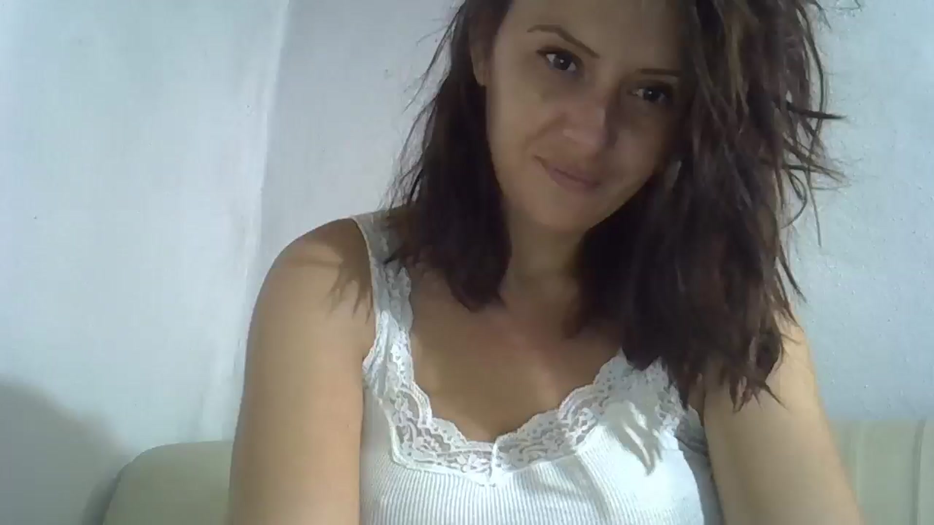 Gallery image thumbnail from hayley_london's myfreecams stream on, 12/23/2024, 12:06 image 3 of 20