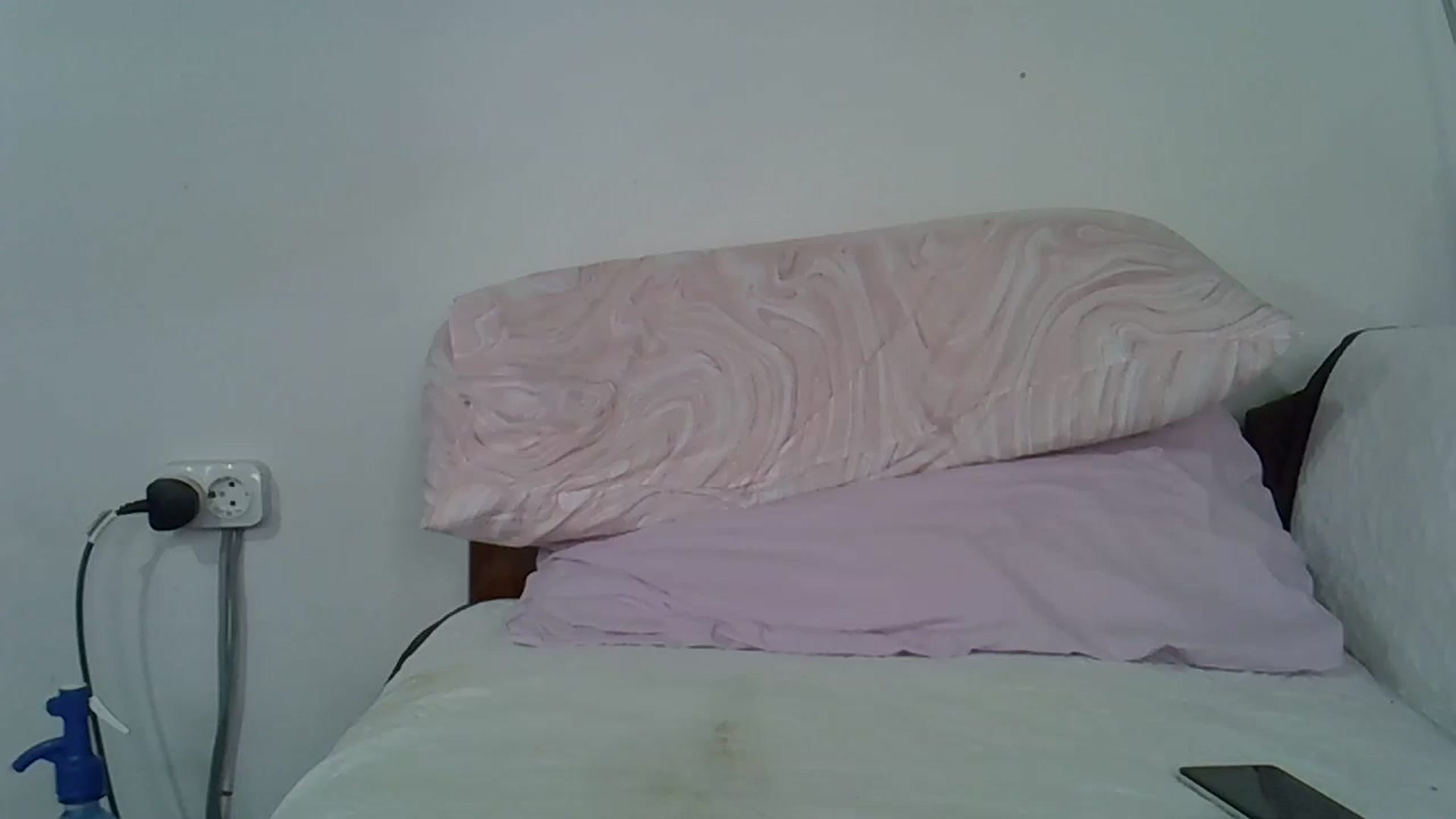 Gallery image thumbnail from hayley_london's myfreecams stream on, 04/14/2025, 11:56 image 11 of 20