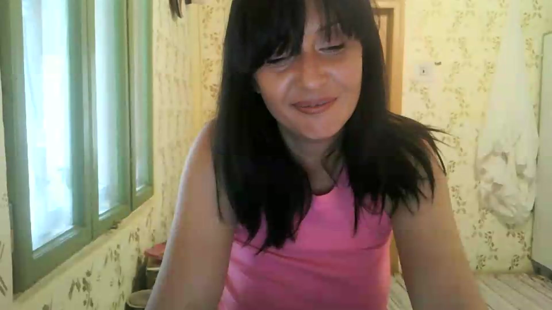 Gallery image thumbnail from hayley_london's myfreecams stream on, 05/14/2026, 10:24 image 8 of 20
