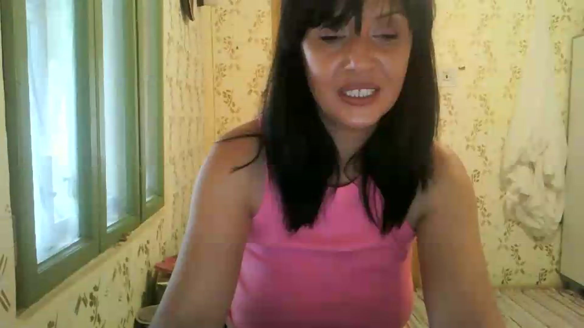 Gallery image thumbnail from hayley_london's myfreecams stream on, 05/14/2026, 10:24 image 5 of 20