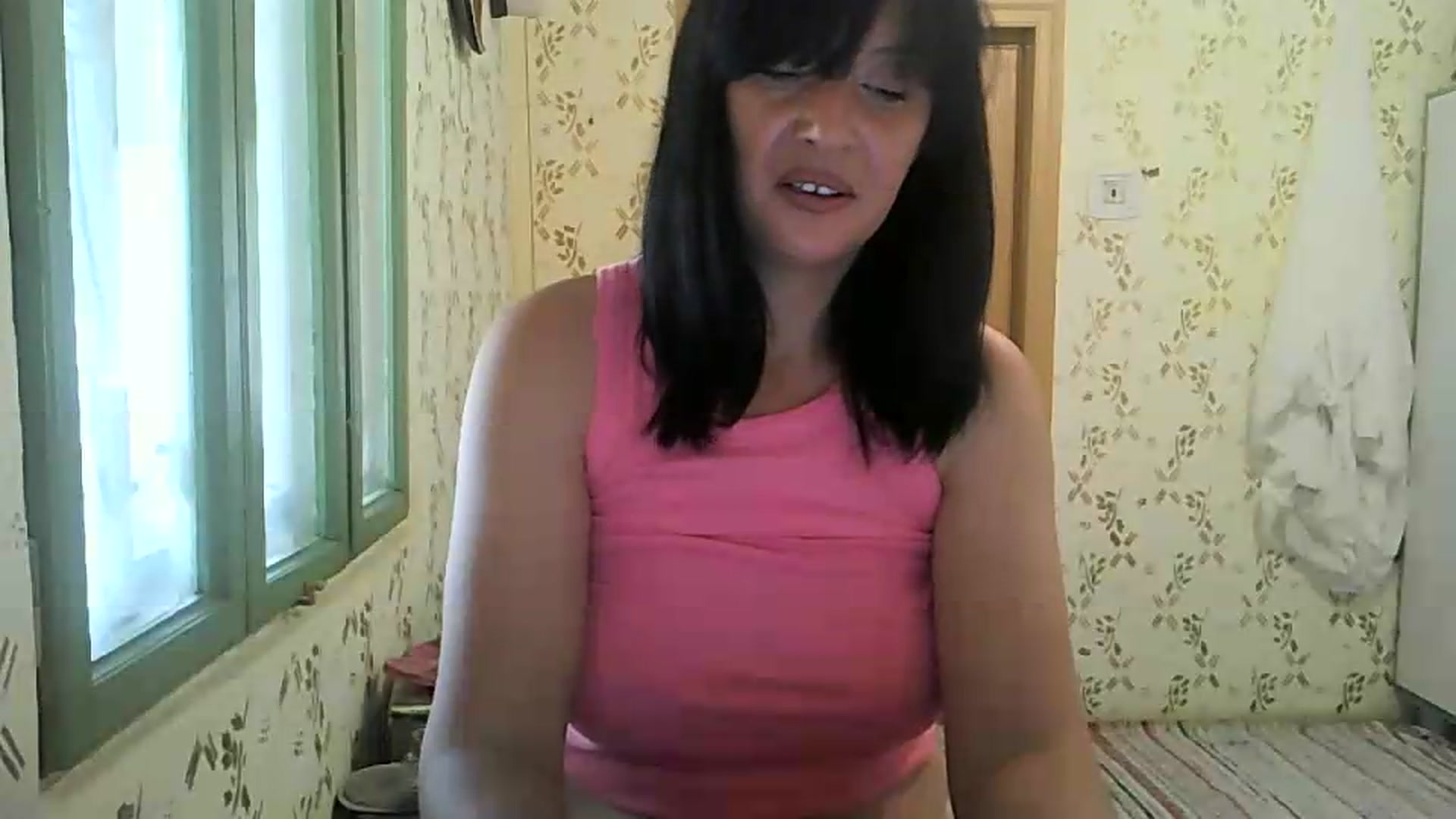 Gallery image thumbnail from hayley_london's myfreecams stream on, 05/14/2026, 10:24 image 9 of 20