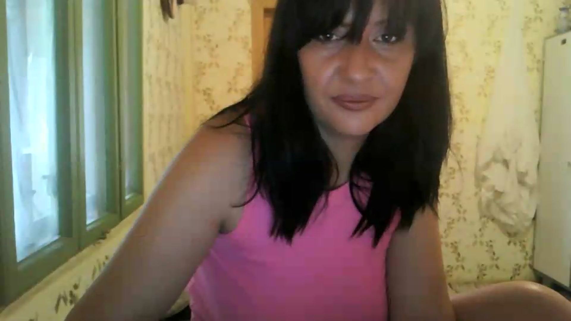 Gallery image thumbnail from hayley_london's myfreecams stream on, 05/14/2026, 10:24 image 2 of 20