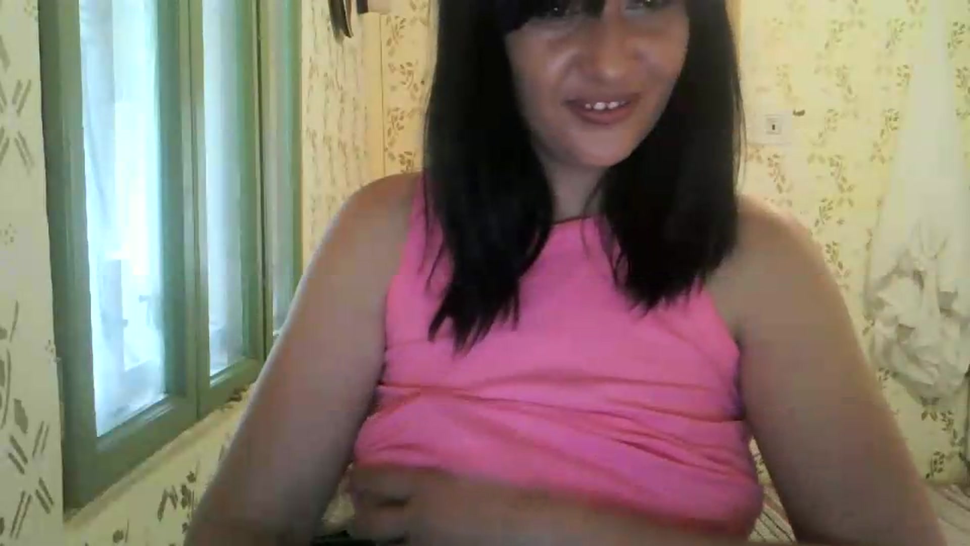 Gallery image thumbnail from hayley_london's myfreecams stream on, 05/14/2026, 10:24 image 14 of 20