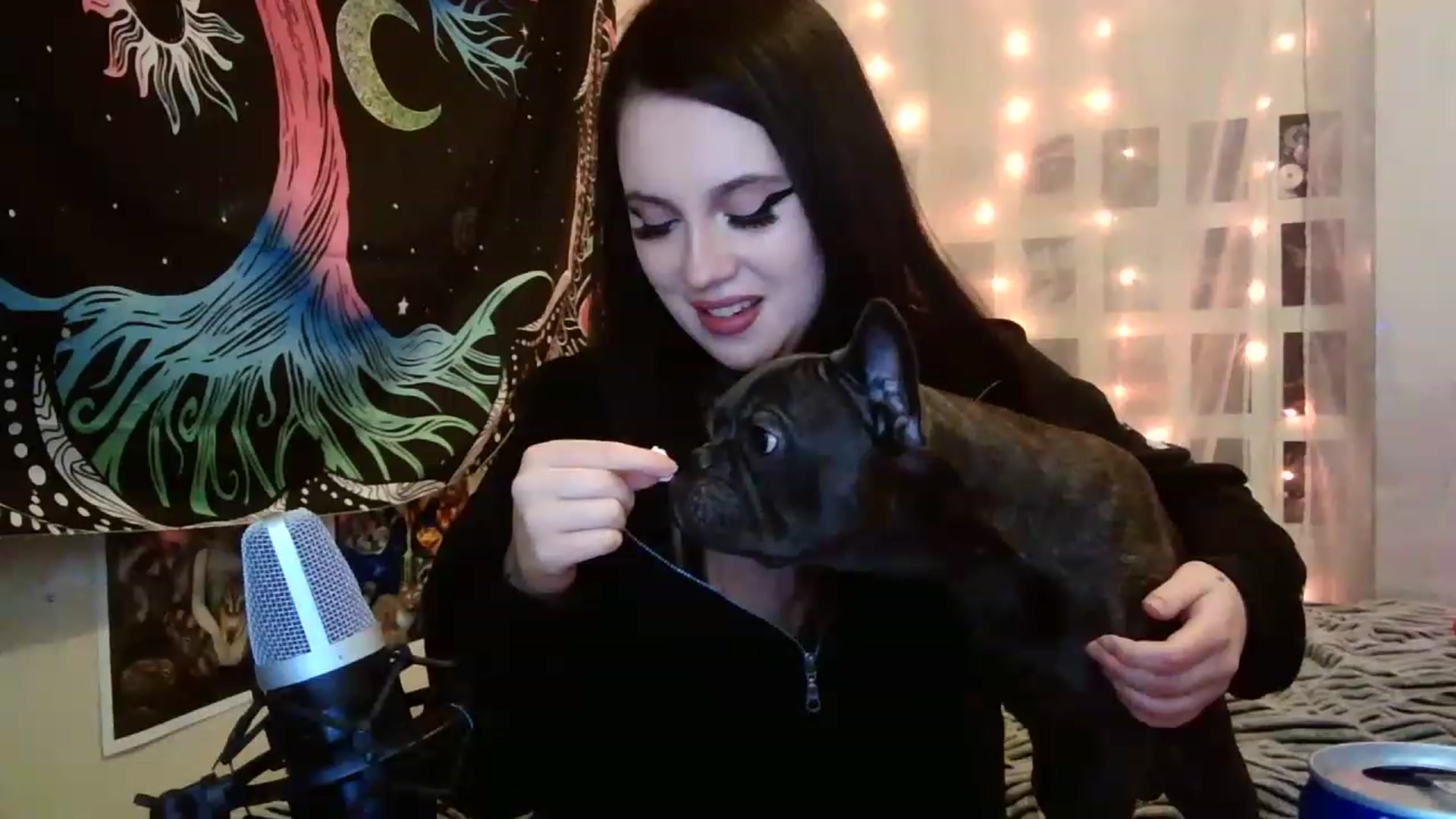Gallery image thumbnail from hazelxxxoo's myfreecams stream on, 02/17/2023, 08:44 image 18 of 20