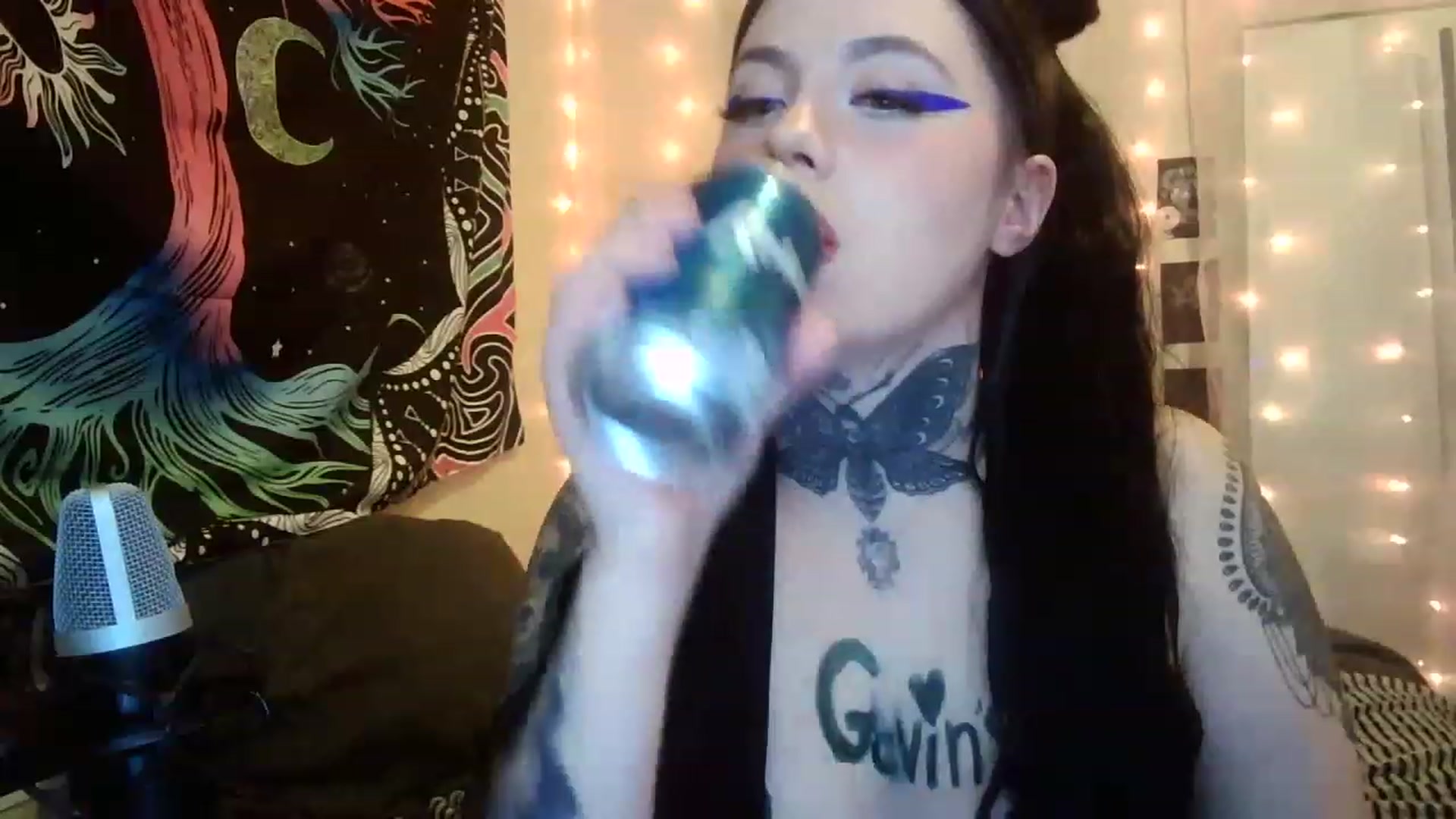 Gallery image thumbnail from hazelxxxoo's myfreecams stream on, 02/24/2023, 10:05 image 18 of 20
