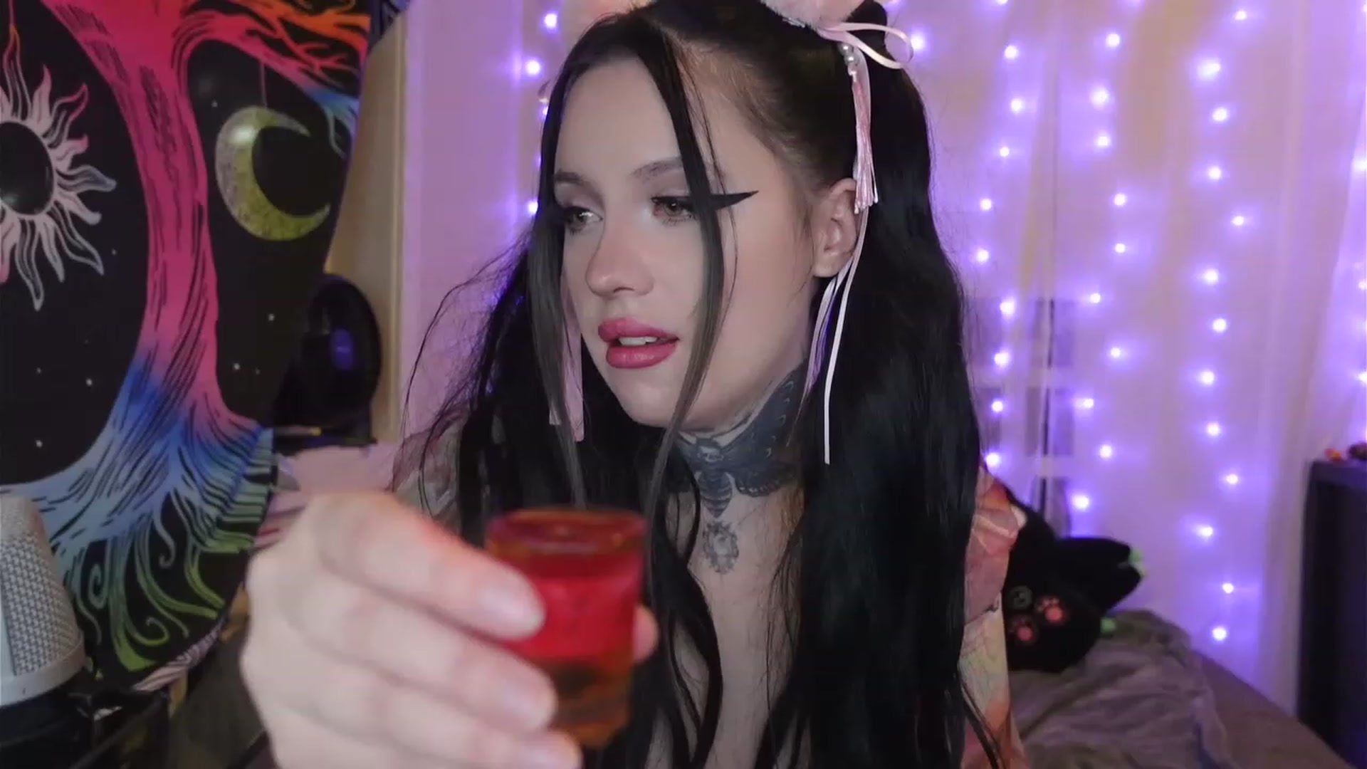 Gallery image thumbnail from hazelxxxoo's myfreecams stream on, 04/08/2023, 08:04 image 6 of 20