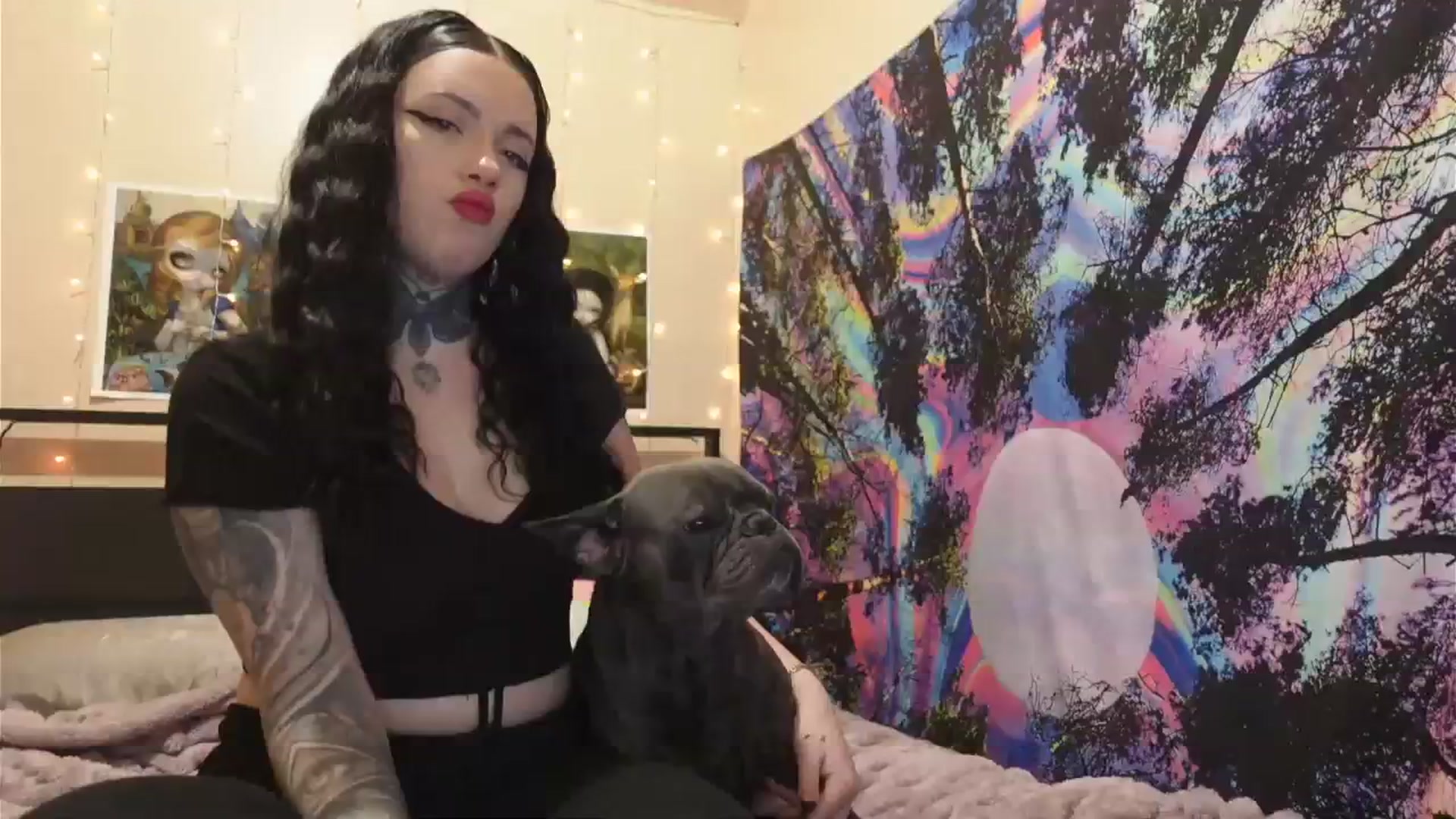 Gallery image thumbnail from hazelxxxoo's myfreecams stream on, 03/05/2024, 09:44 image 1 of 20