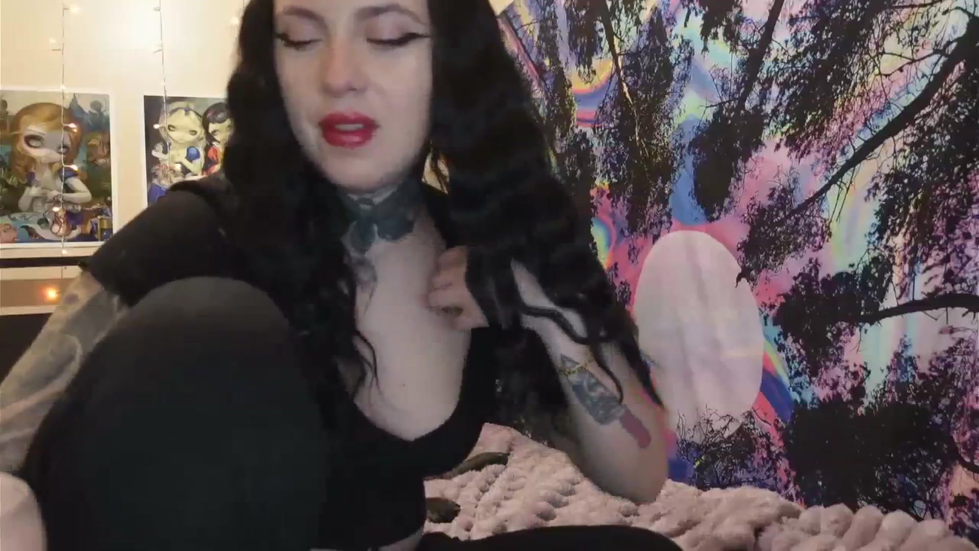 Gallery image thumbnail from hazelxxxoo's myfreecams stream on, 03/05/2024, 09:44 image 15 of 20
