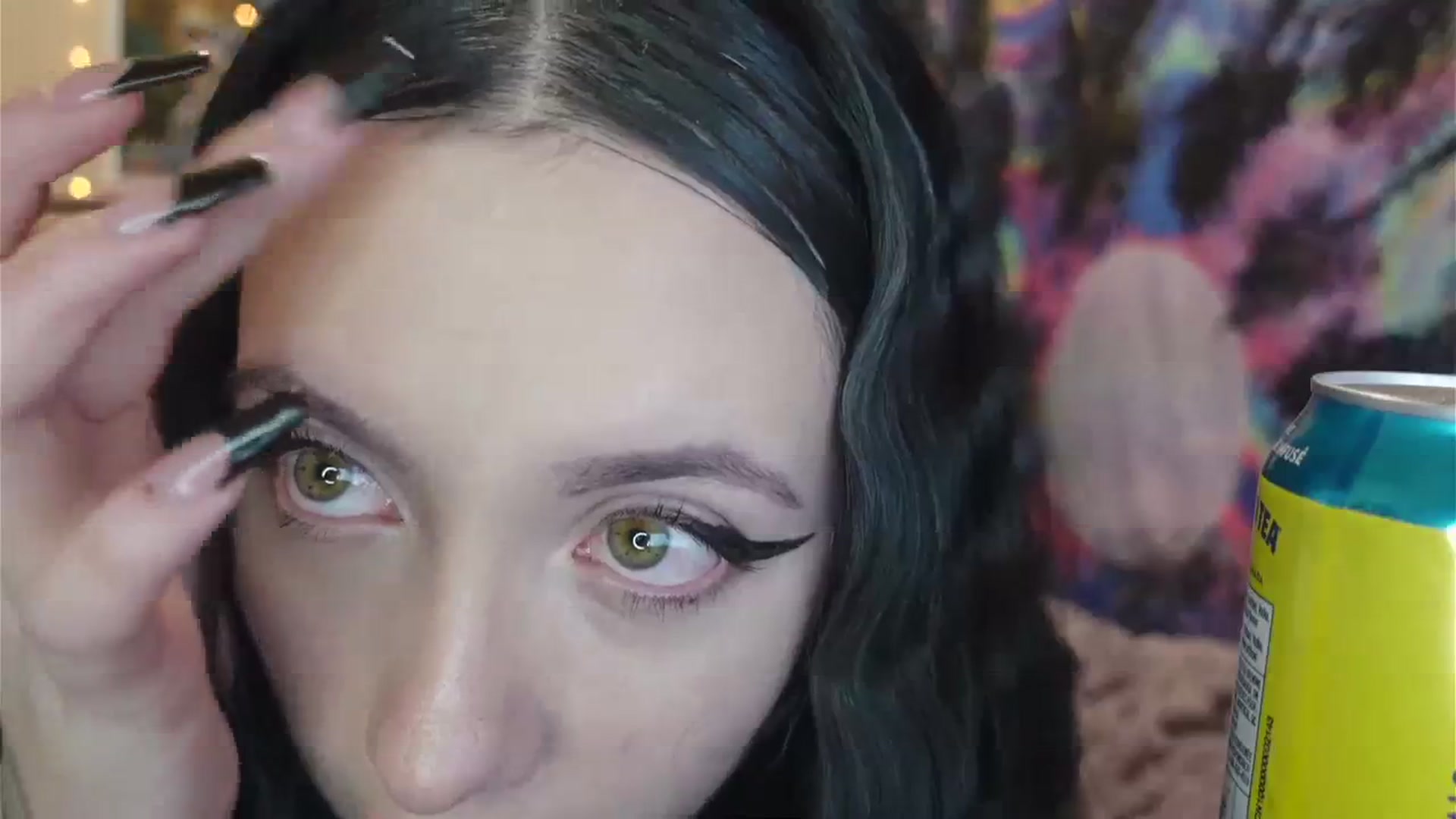 Gallery image thumbnail from hazelxxxoo's myfreecams stream on, 03/05/2024, 09:44 image 12 of 20