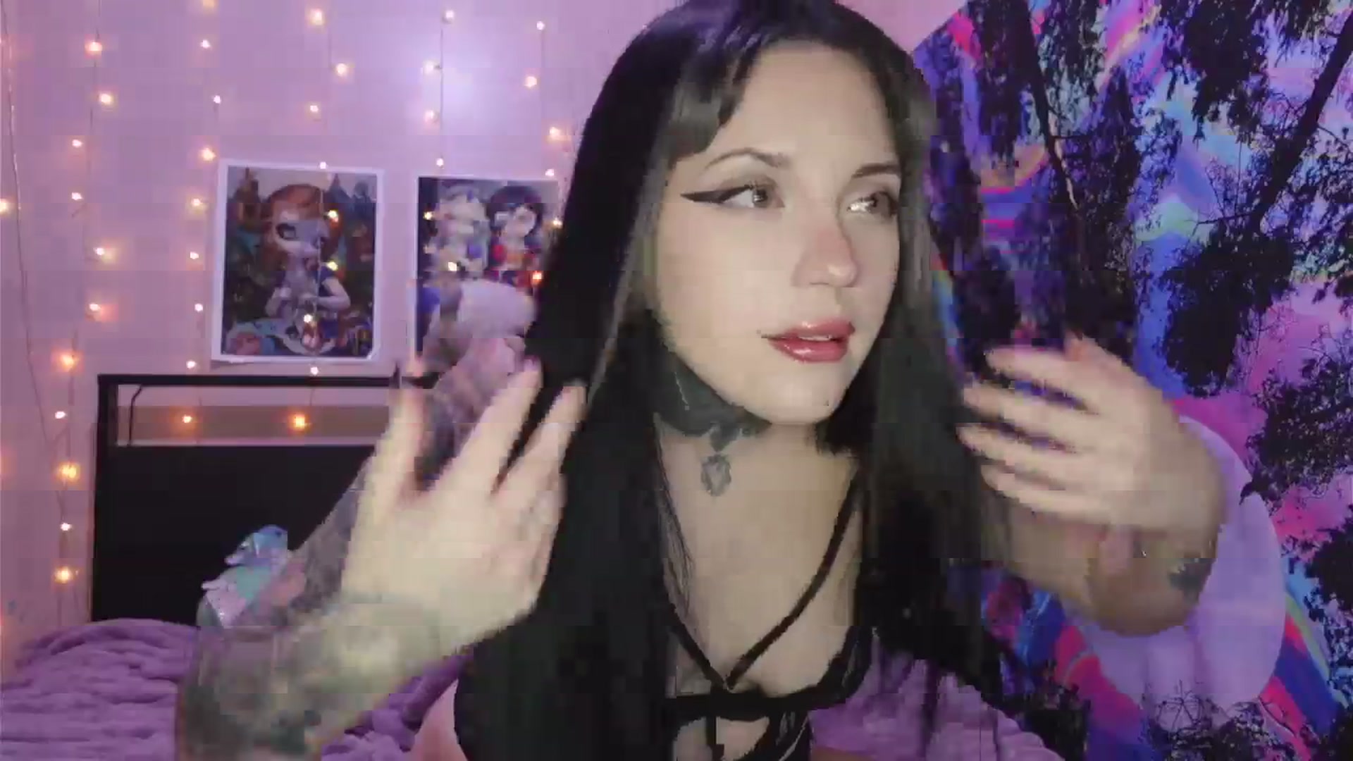 Gallery image thumbnail from hazelxxxoo's myfreecams stream on, 03/28/2024, 07:08 image 15 of 20