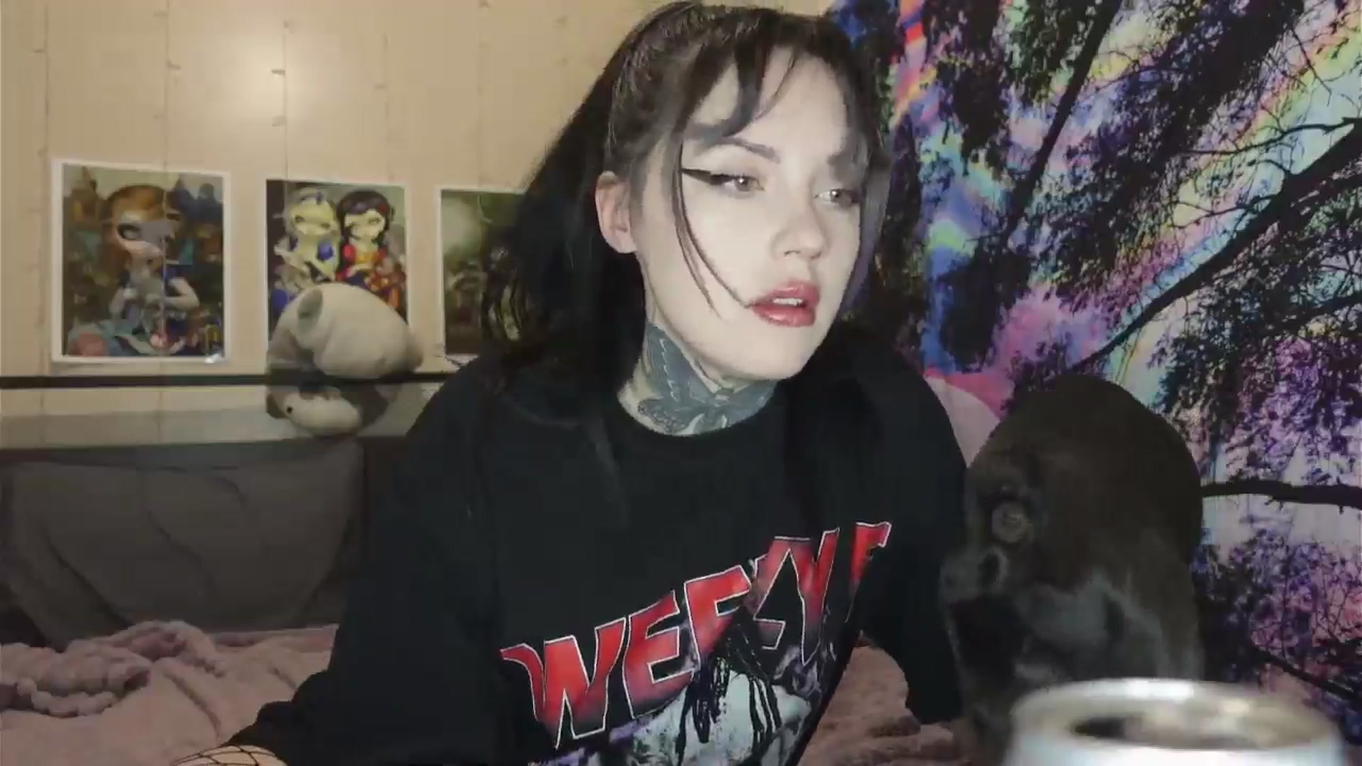 Gallery image thumbnail from hazelxxxoo's myfreecams stream on, 05/13/2024, 04:56 image 10 of 20