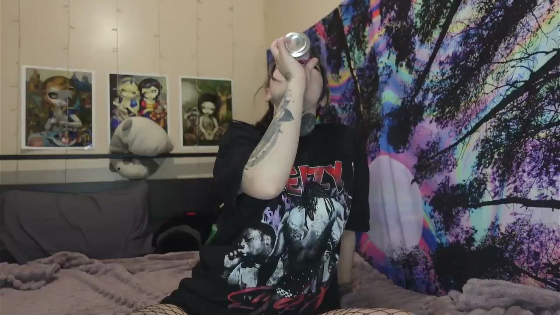 Gallery image thumbnail from hazelxxxoo's myfreecams stream on, 05/13/2024, 04:56 image 8 of 20